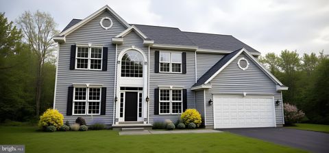 Homes For Sale - 500 E Constitution Drive #FAIRFAX PLAN<br/> SMYRNA, DE 19977