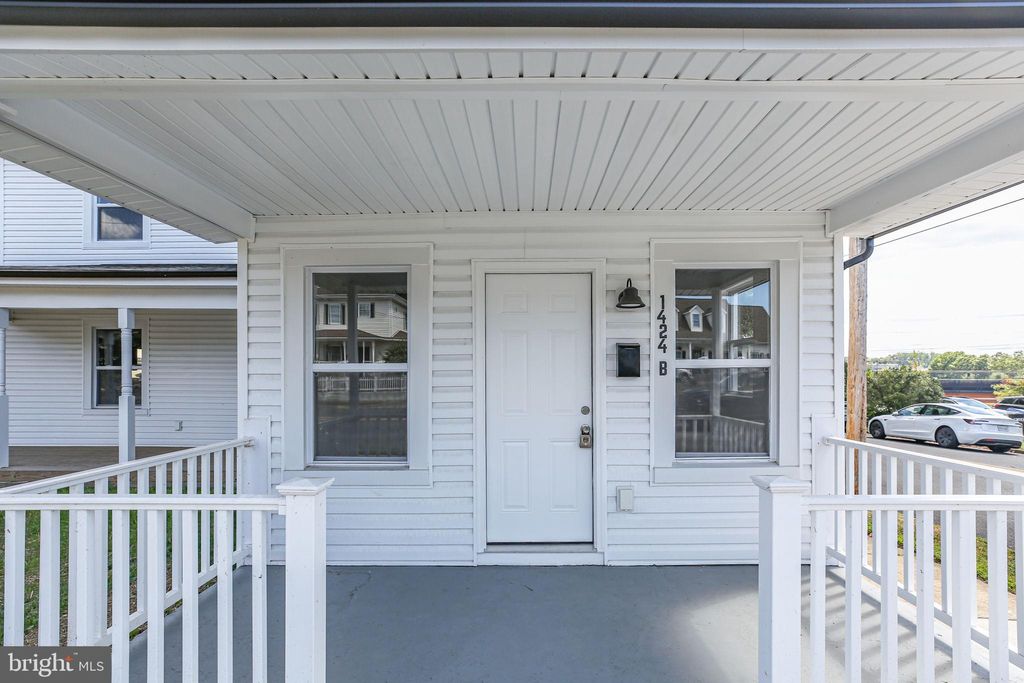 Photo of 1424 William Street #UNIT B, FREDERICKSBURG, VA 22401 (MLS # VAFB2009194)