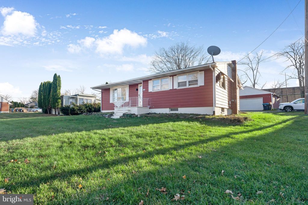 Photo of 416 Main Street, STOCKERTOWN, PA 18083 (MLS # PANH2009016)