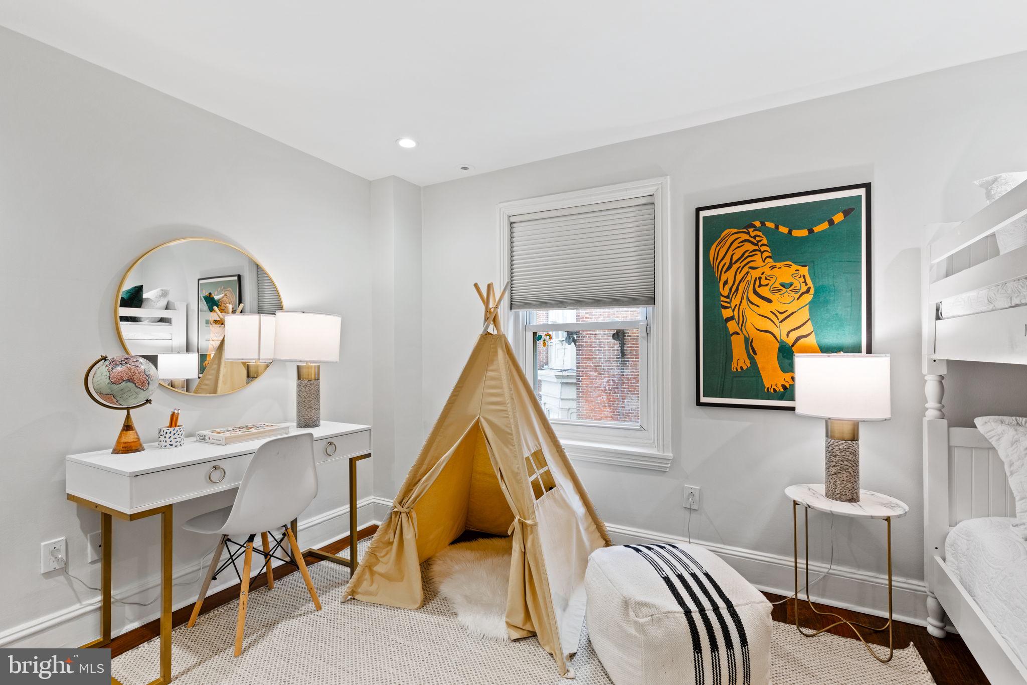 RITTENHOUSE SQUARE - Residential