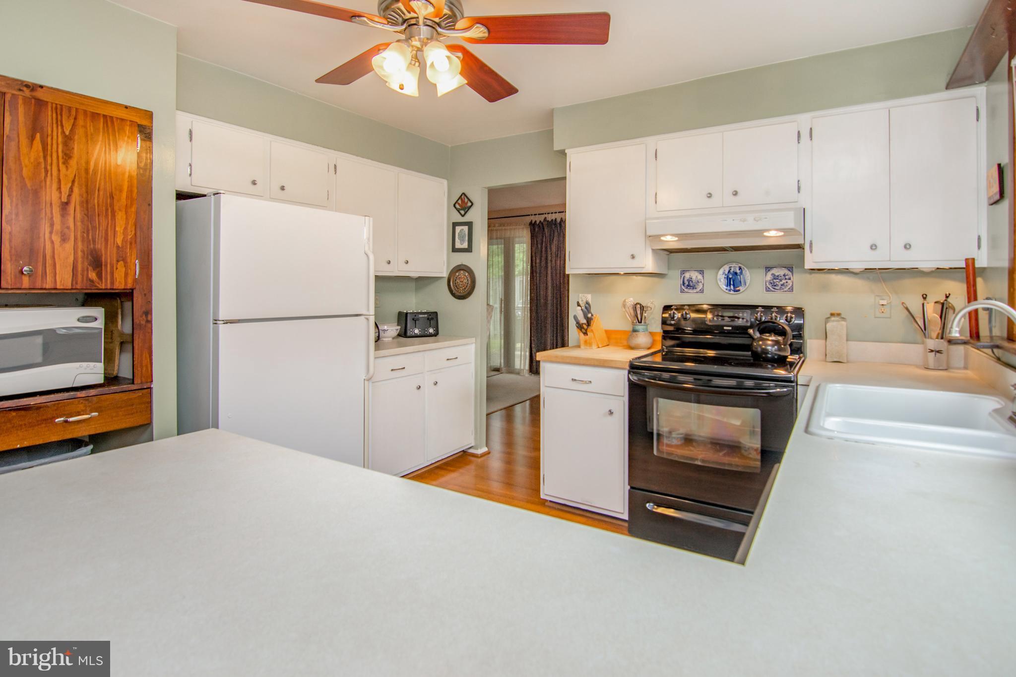 LONG REACH - Residential