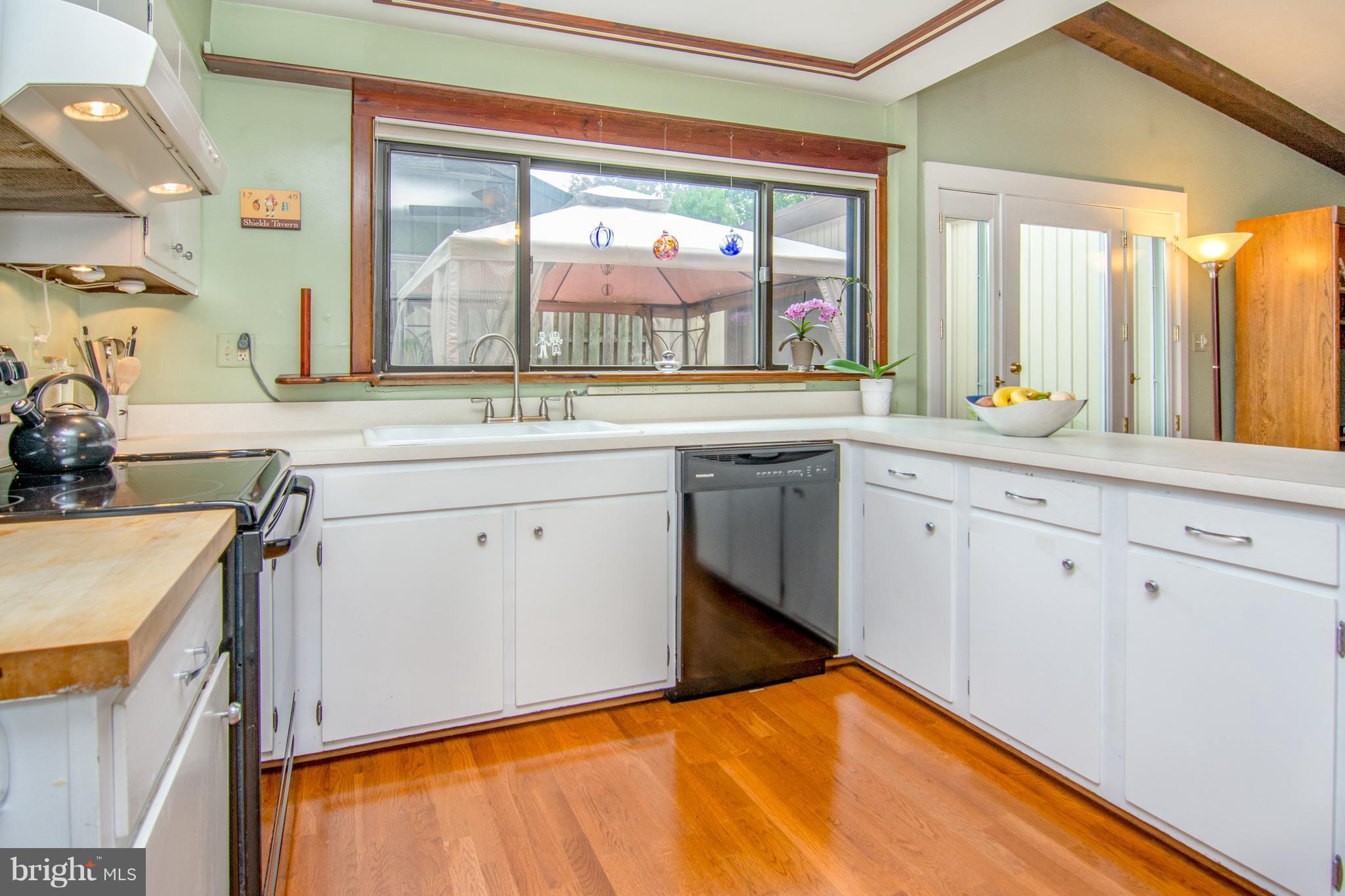 LONG REACH - Residential