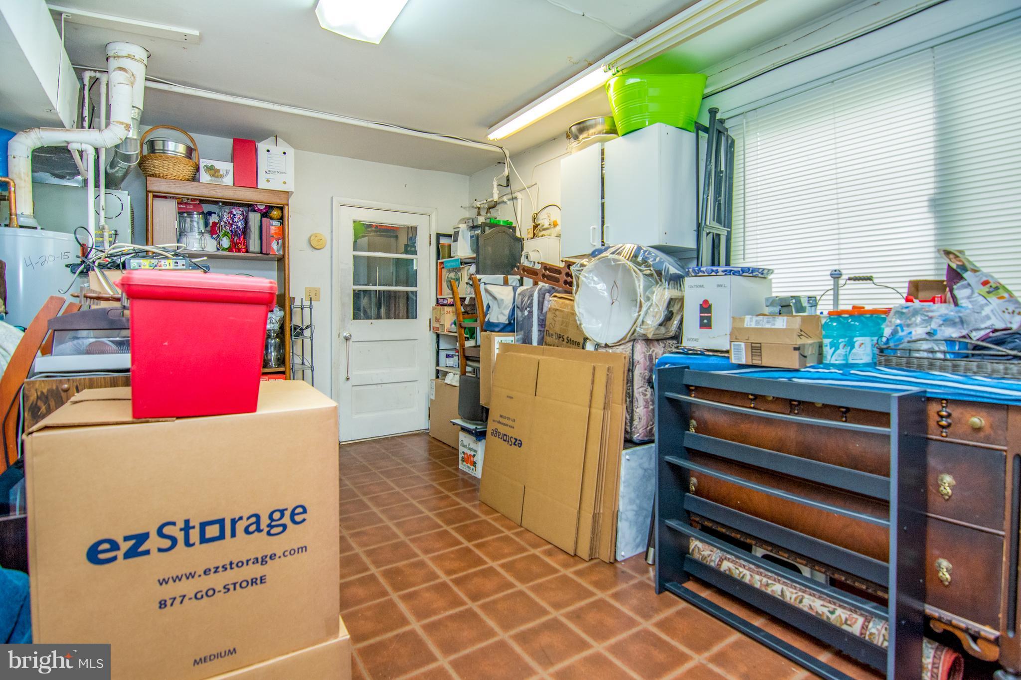 LONG REACH - Residential