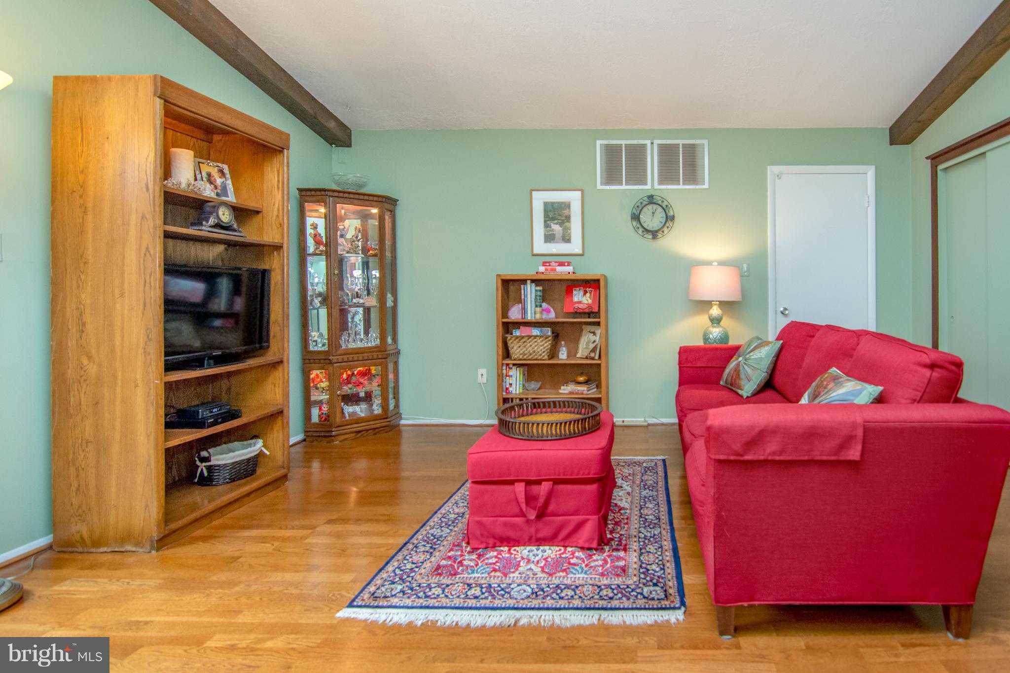 LONG REACH - Residential