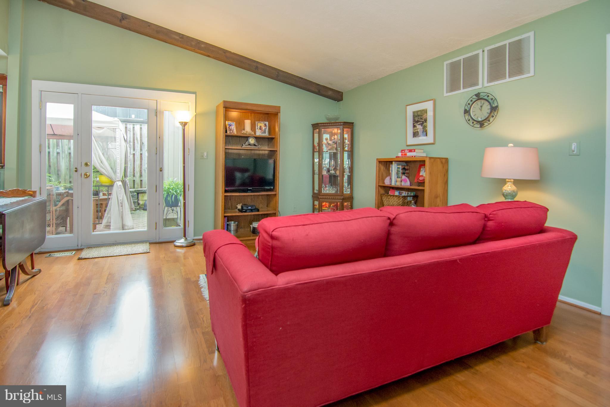 LONG REACH - Residential