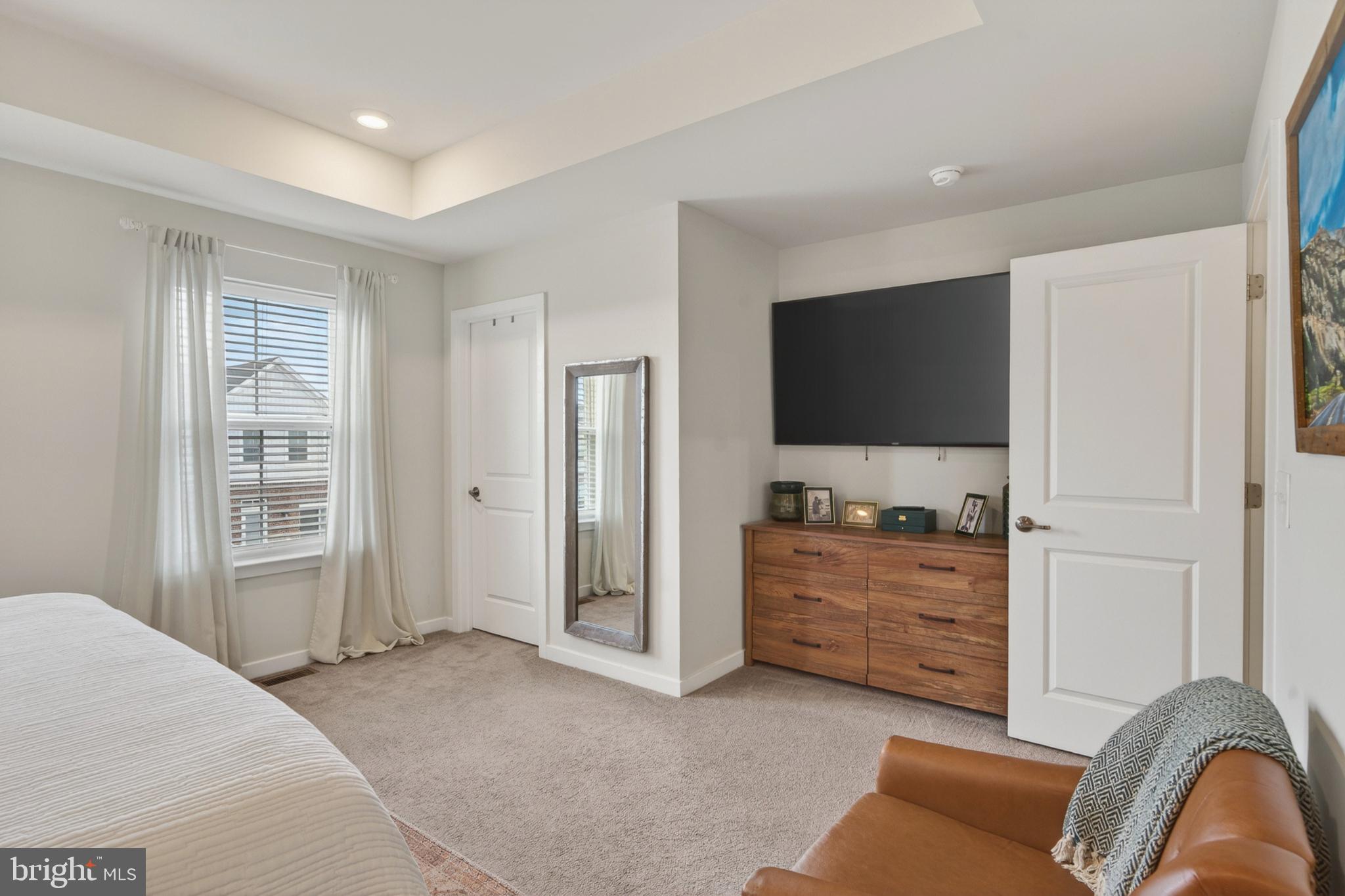 LANTERN RIDGE - Residential