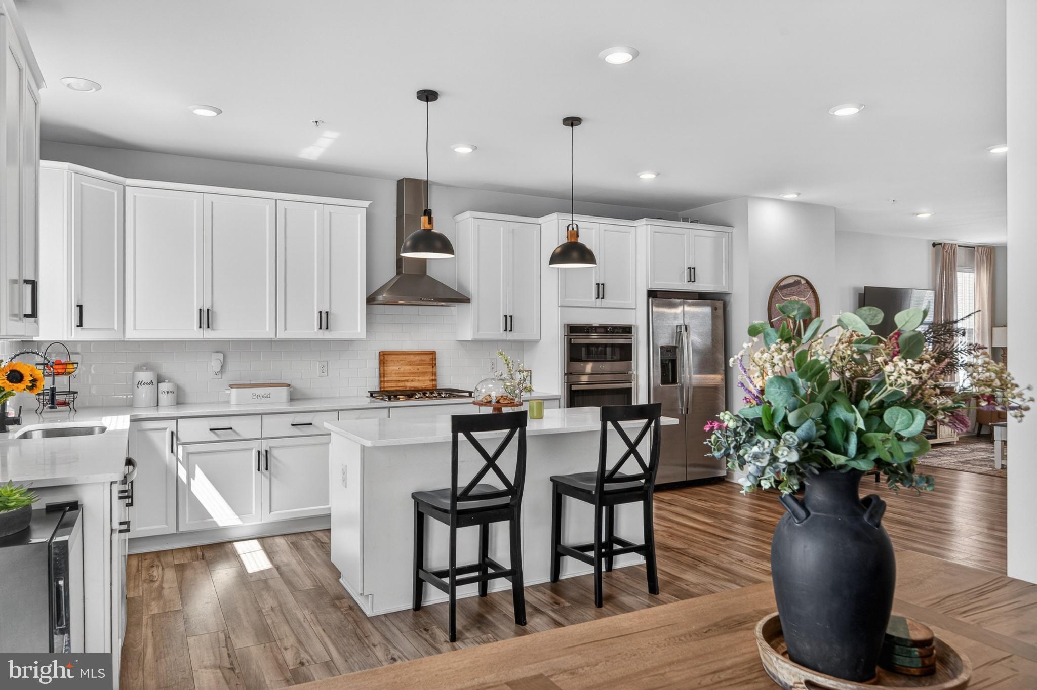 LANTERN RIDGE - Residential