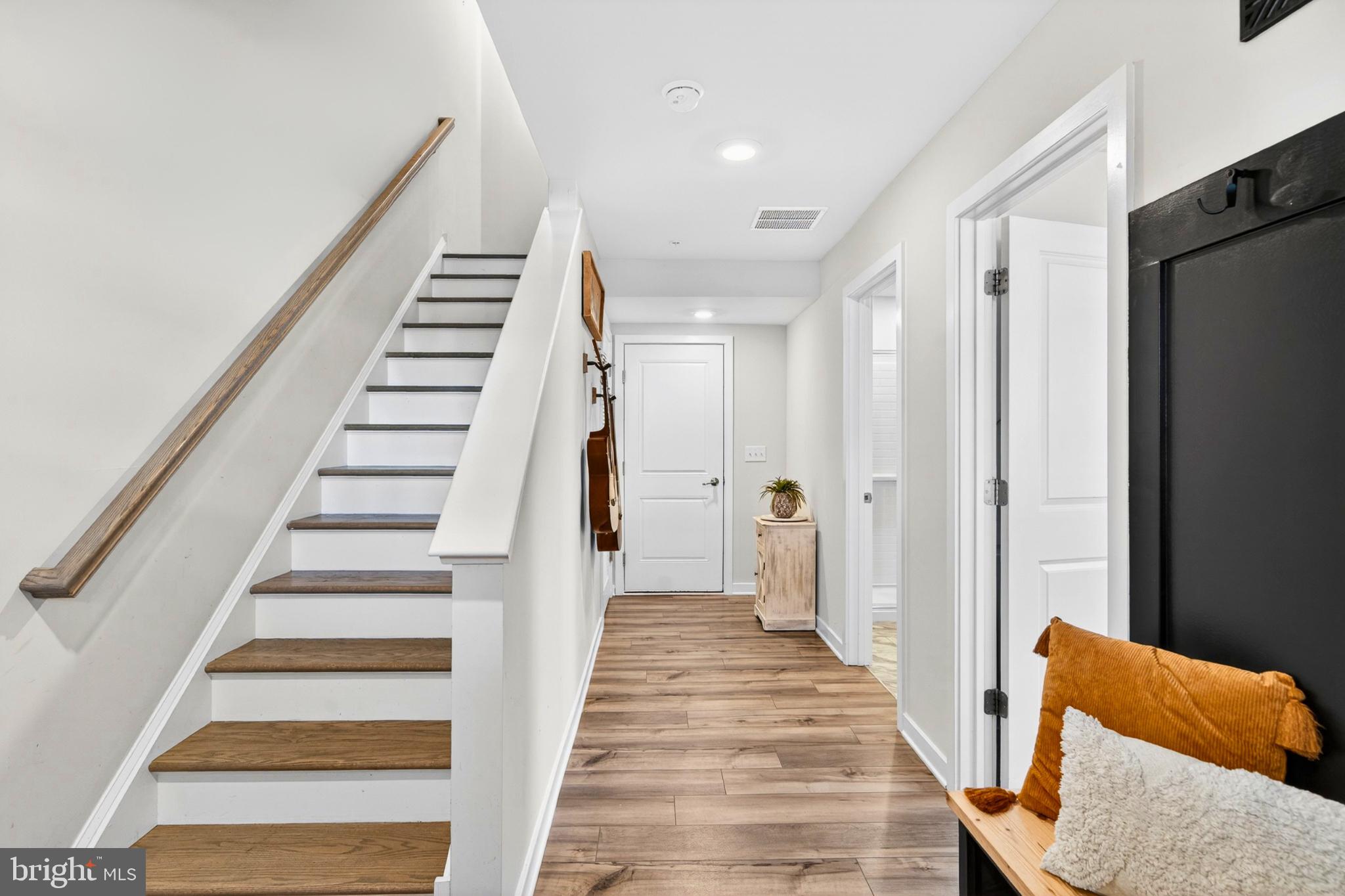 4825 FRANKLIN CIRCLE