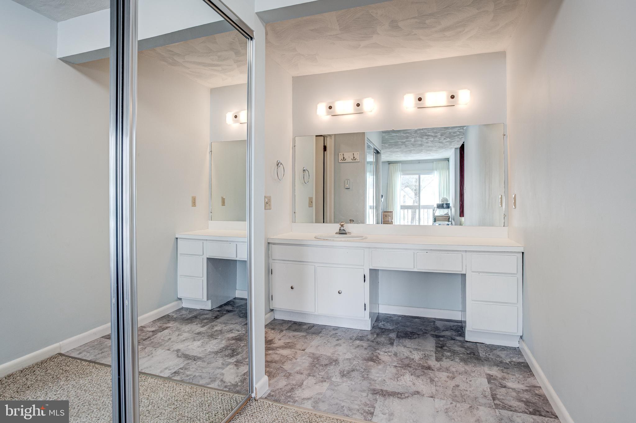 CRICKLEWOOD CROSSING - Residential