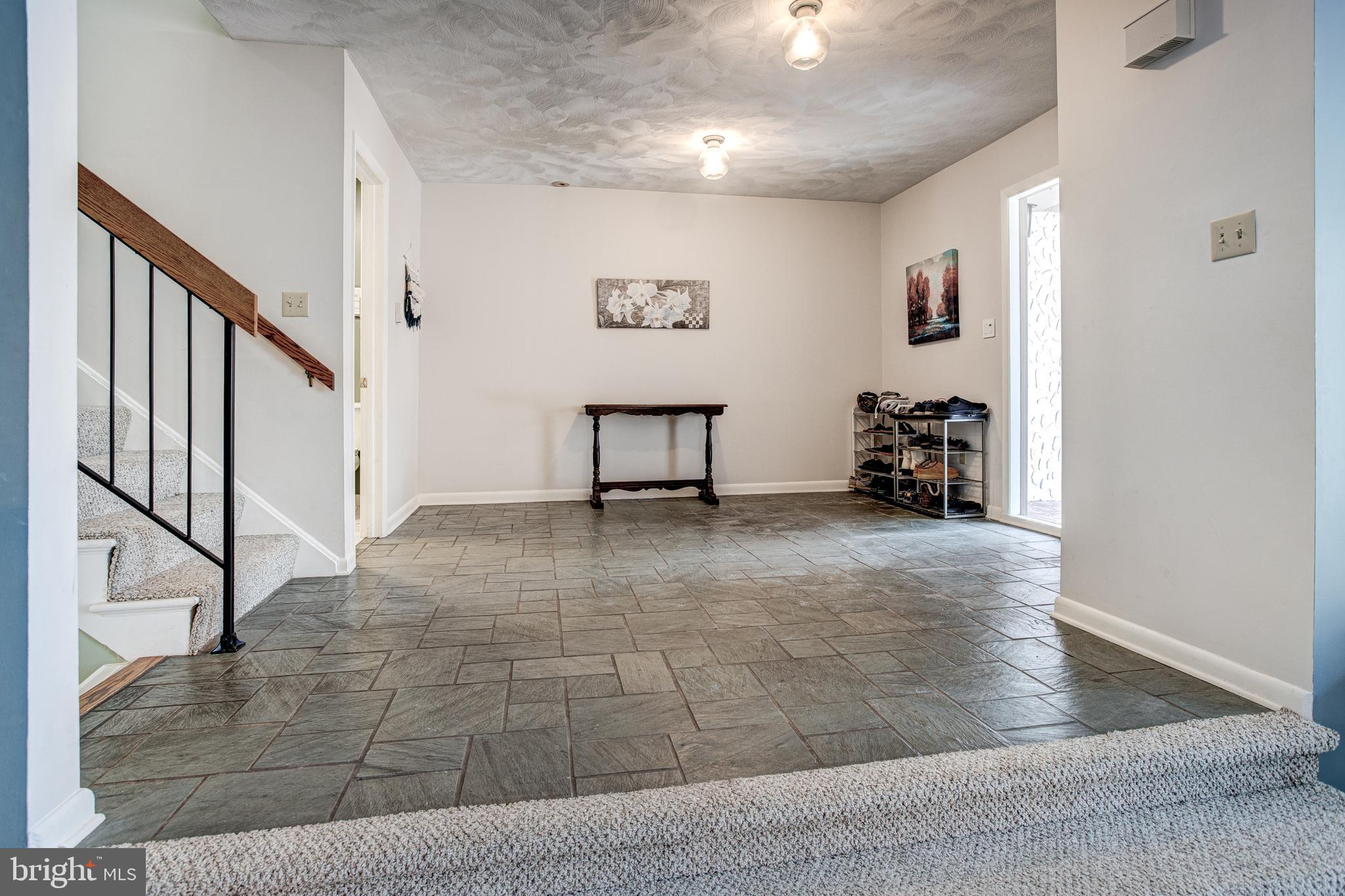 CRICKLEWOOD CROSSING - Residential