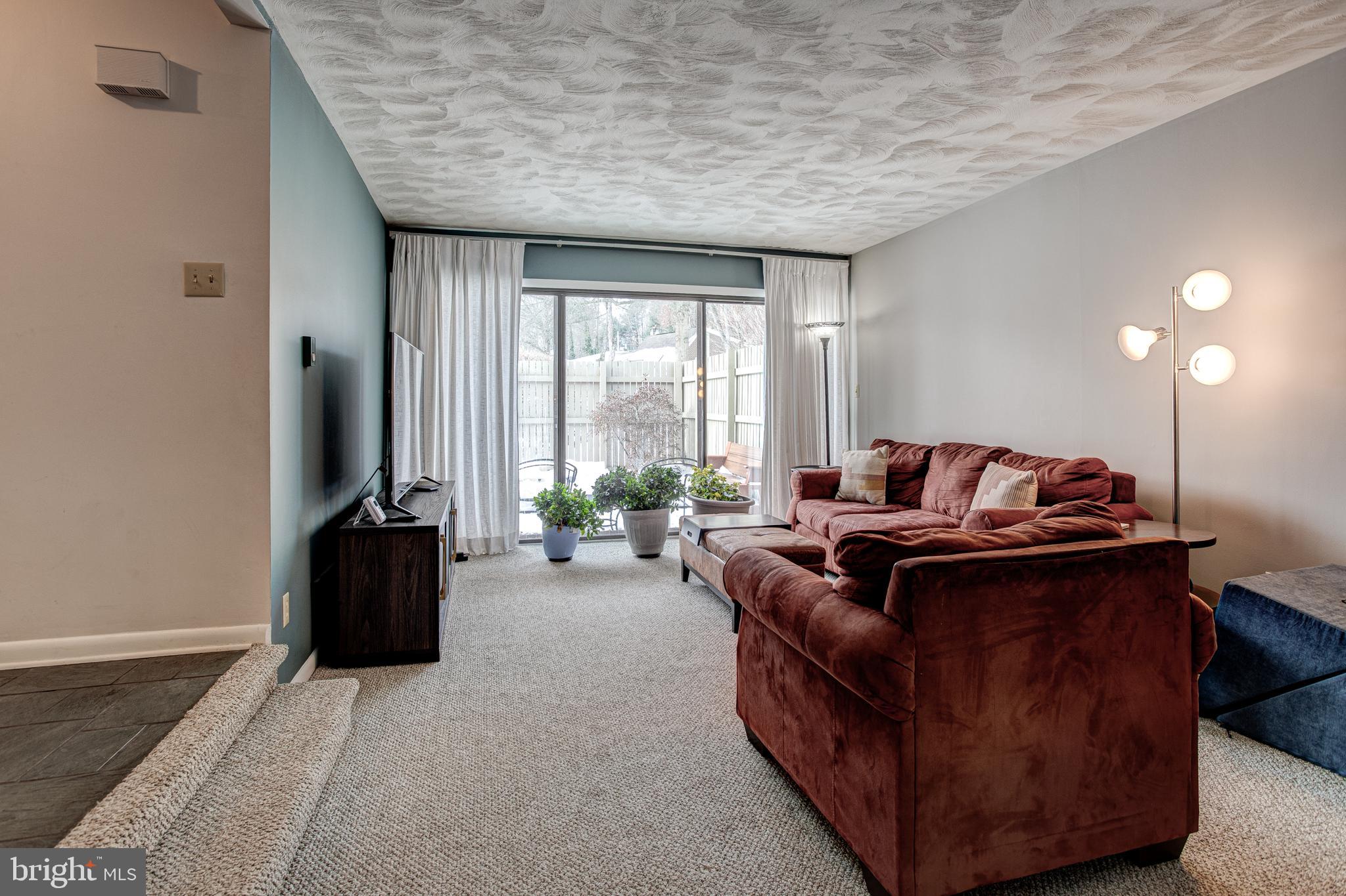 CRICKLEWOOD CROSSING - Residential