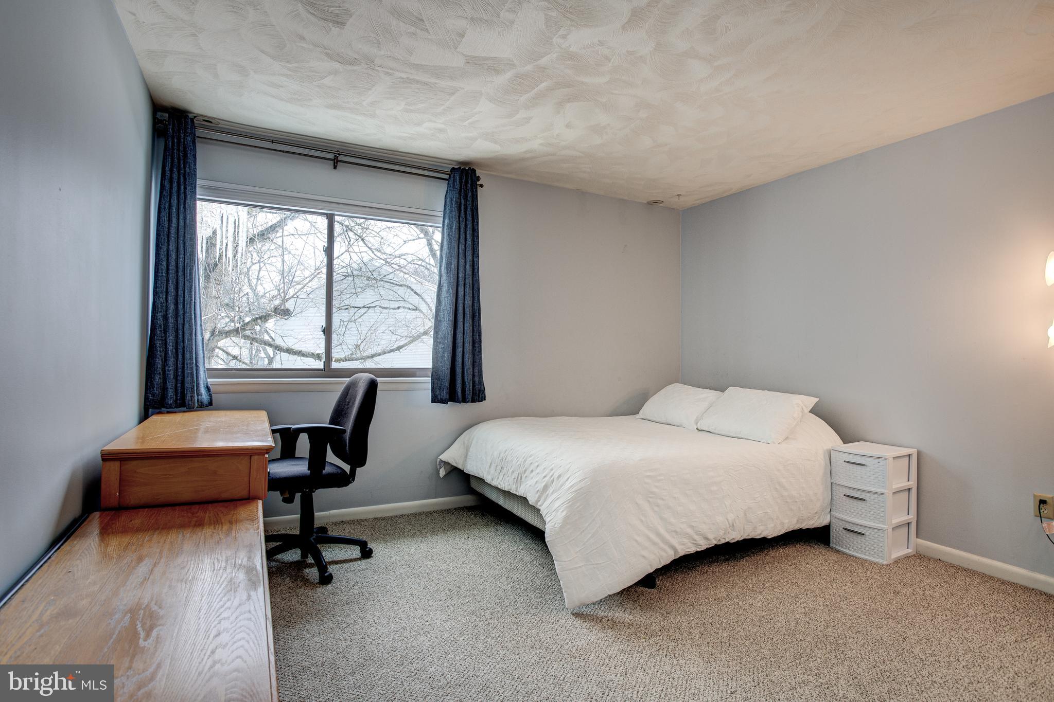 CRICKLEWOOD CROSSING - Residential