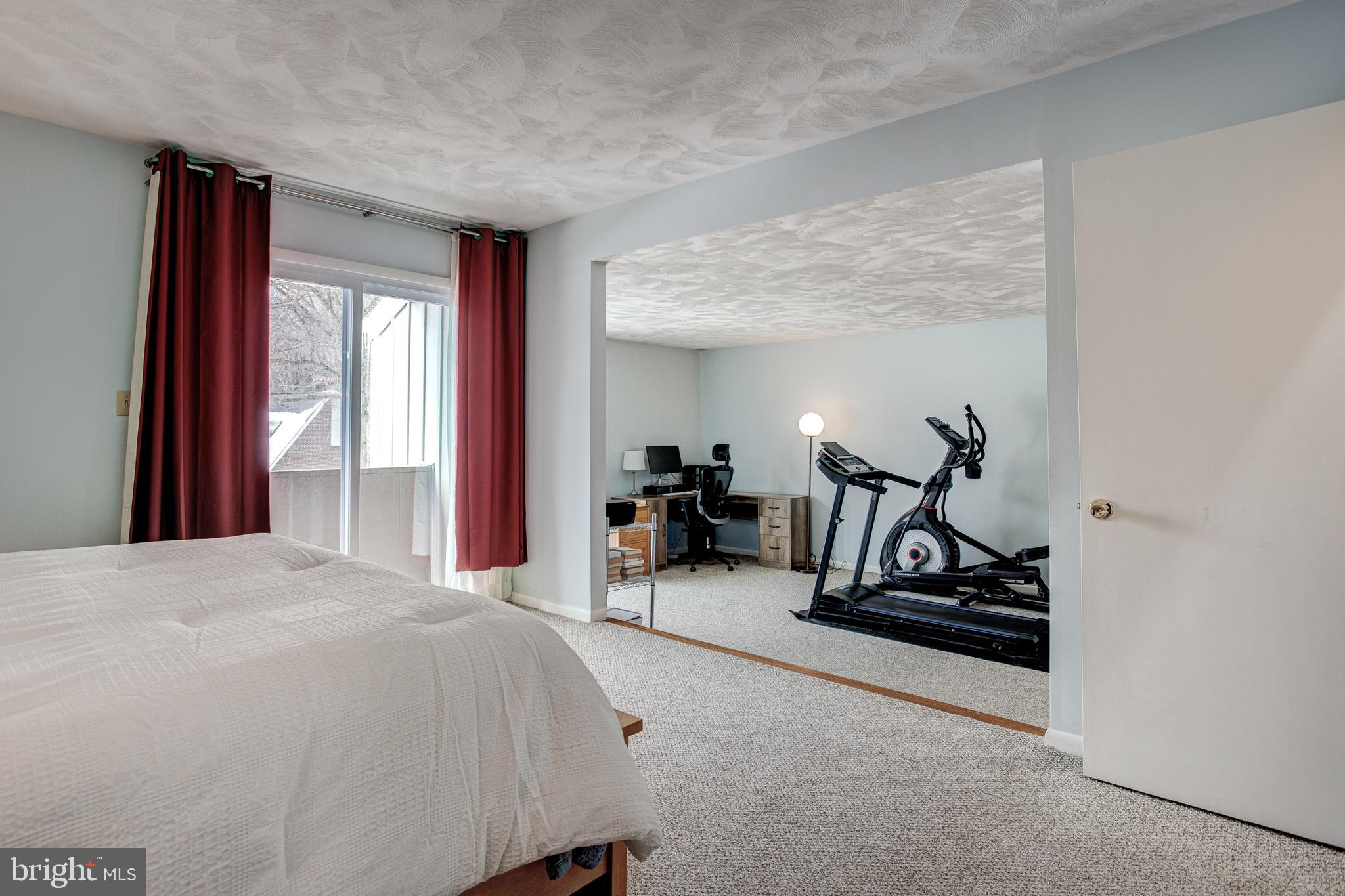 CRICKLEWOOD CROSSING - Residential