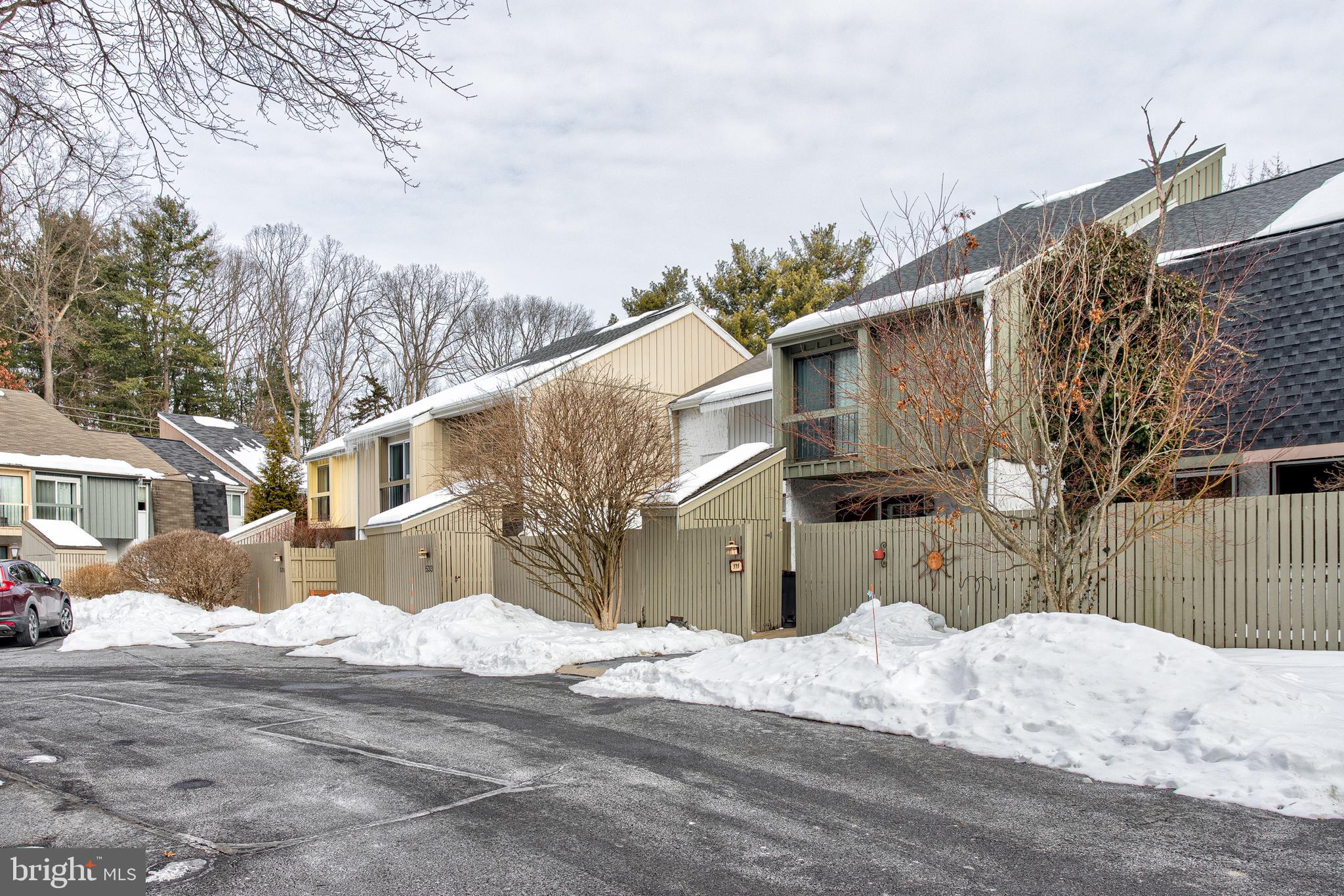 CRICKLEWOOD CROSSING - Residential