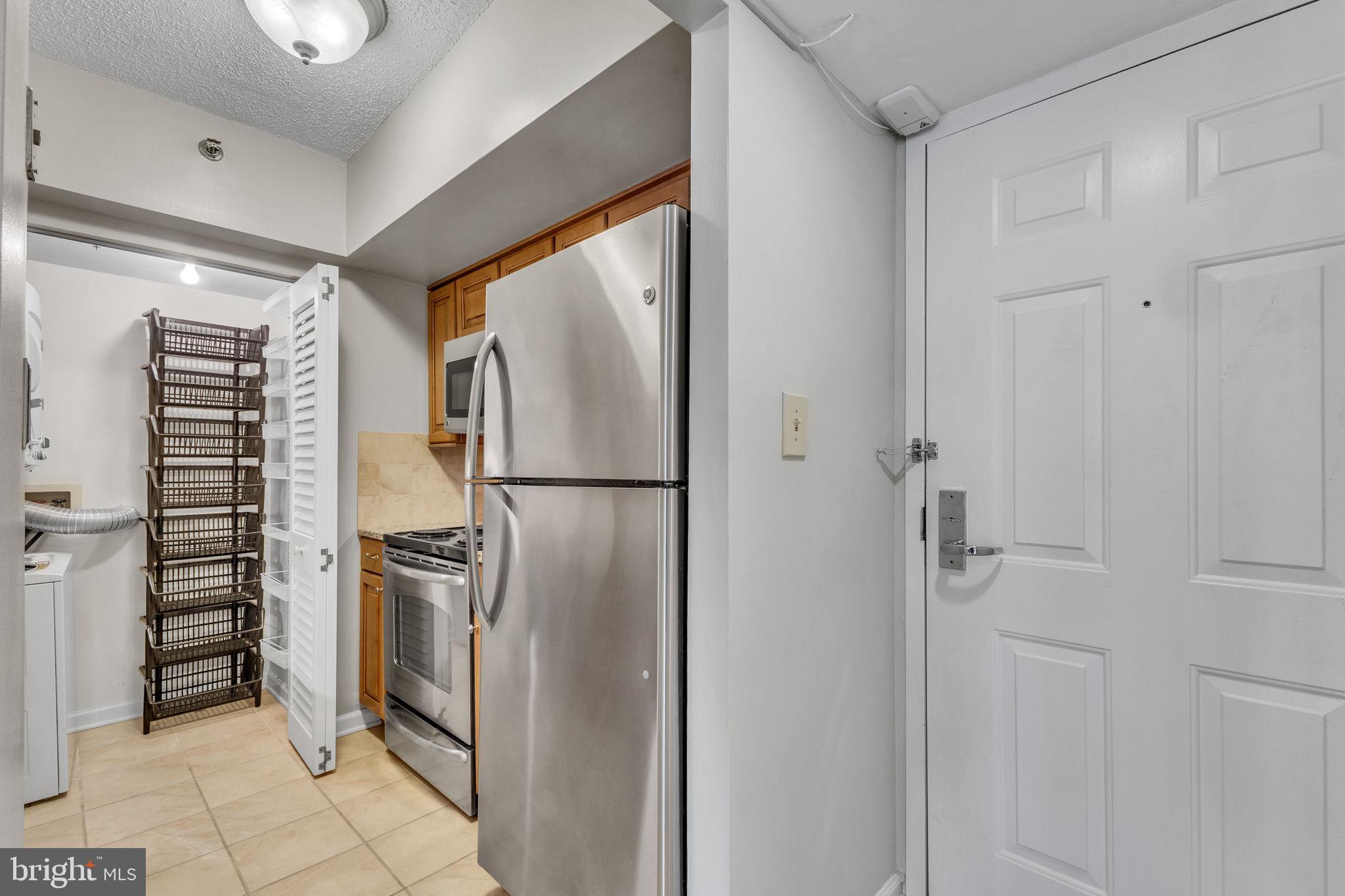 1001 N RANDOLPH STREET 321