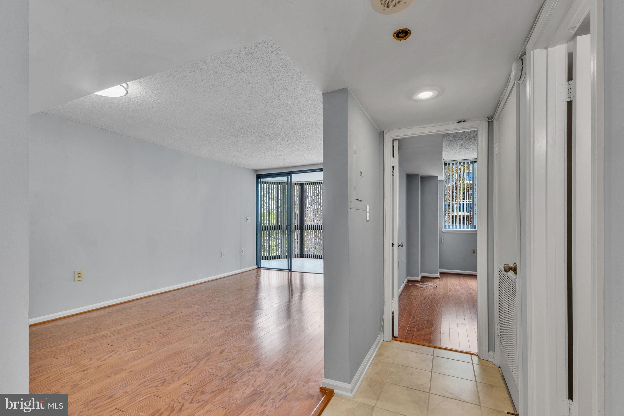 1001 N RANDOLPH STREET 321