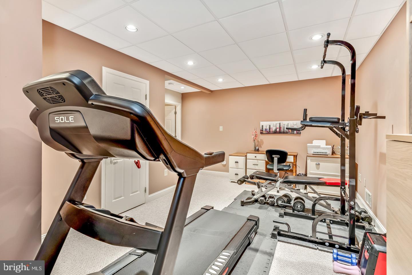 OAK ESTS - Residential