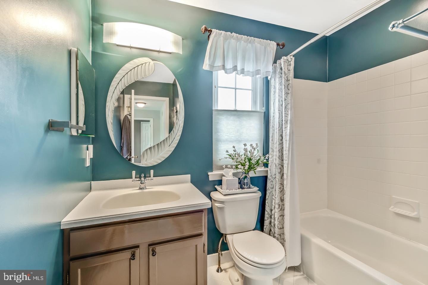 OAK ESTS - Residential