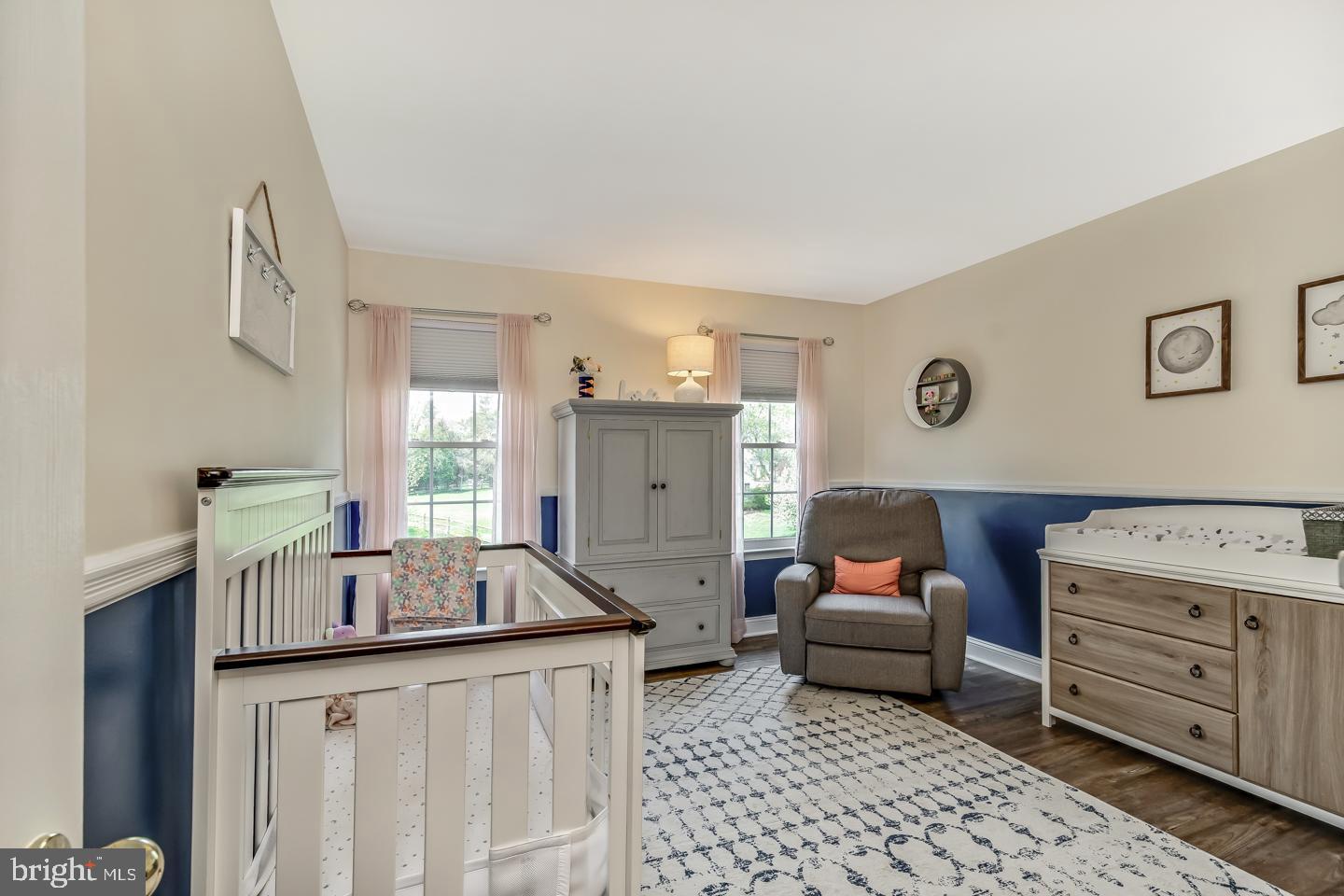 OAK ESTS - Residential