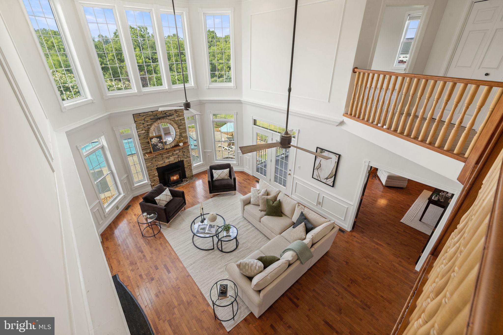 CARLTON - Residential