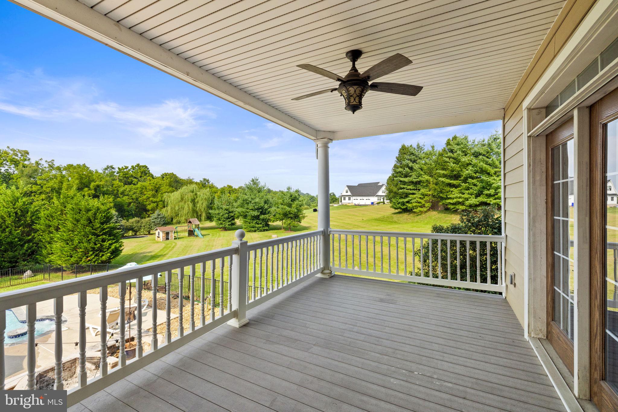 CARLTON - Residential