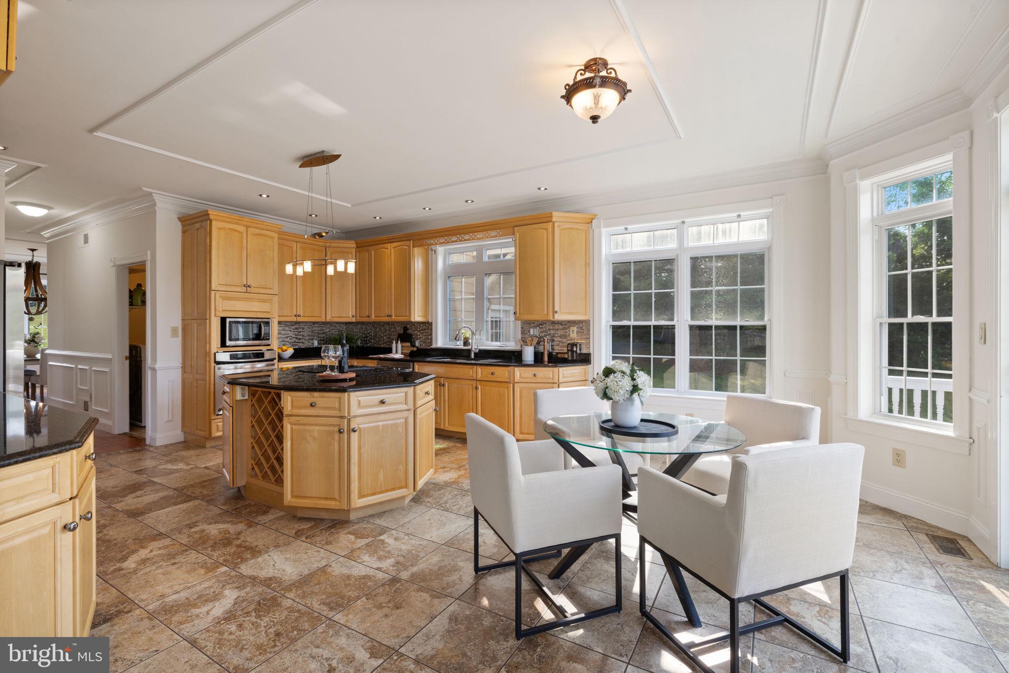 CARLTON - Residential