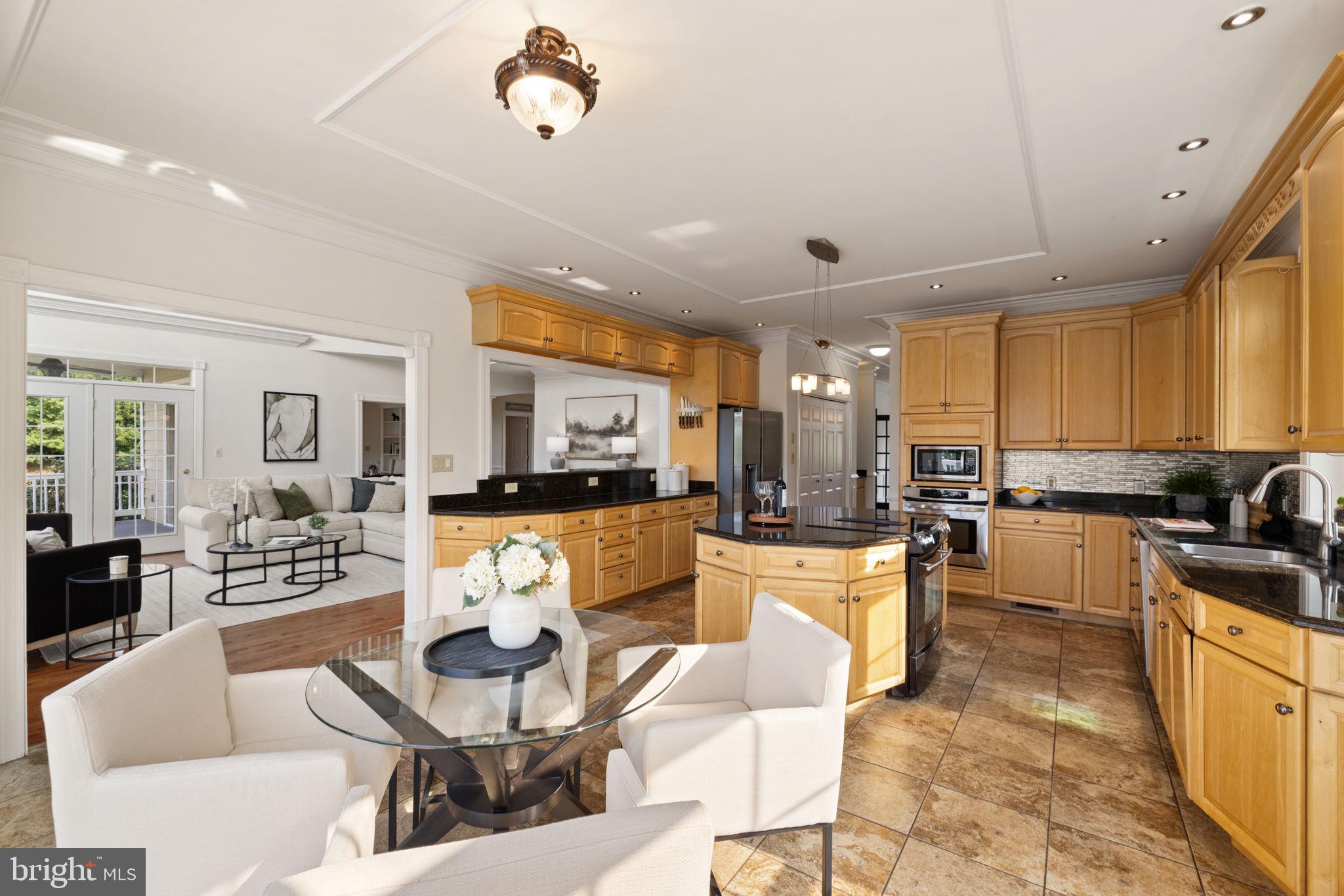 CARLTON - Residential