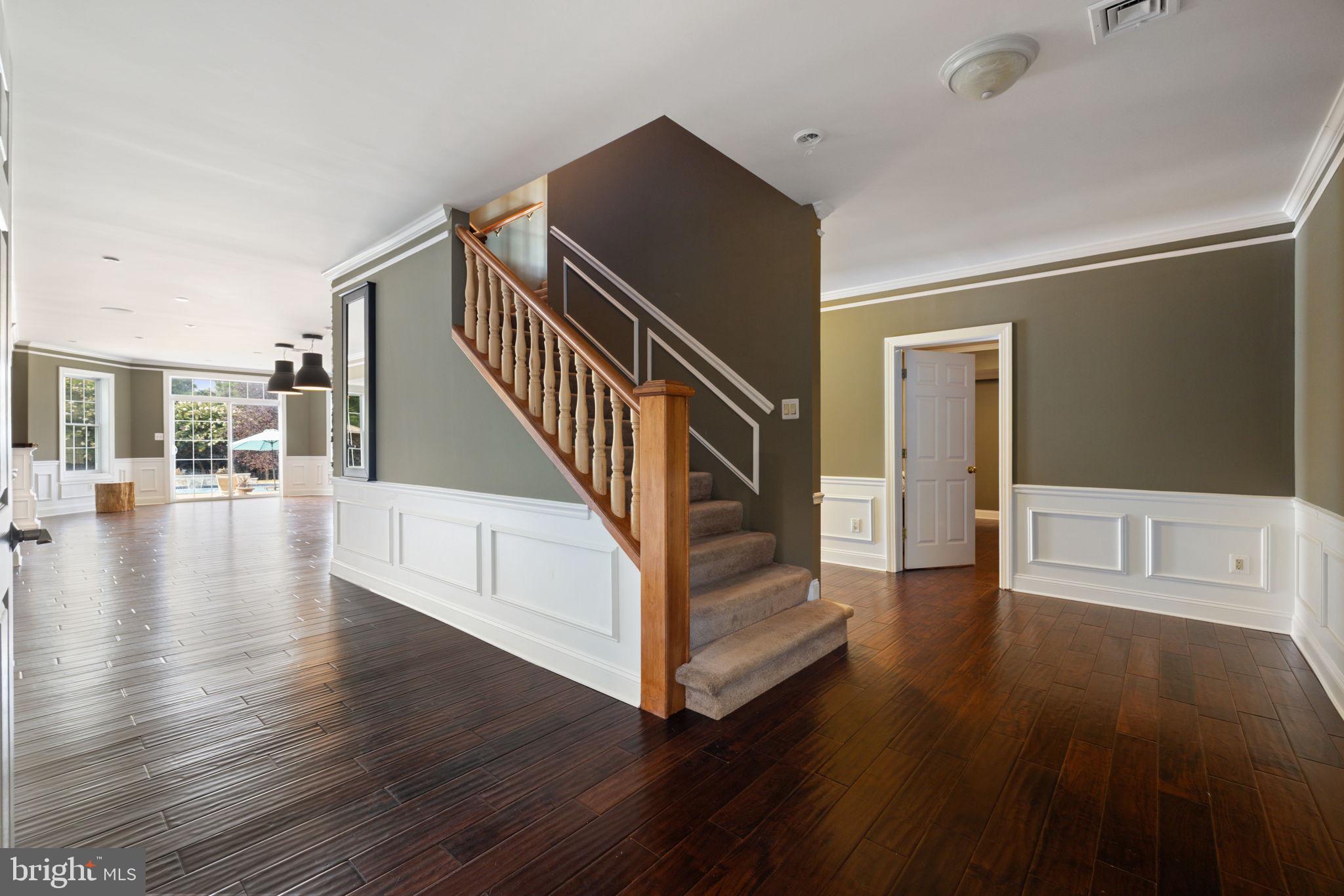 CARLTON - Residential