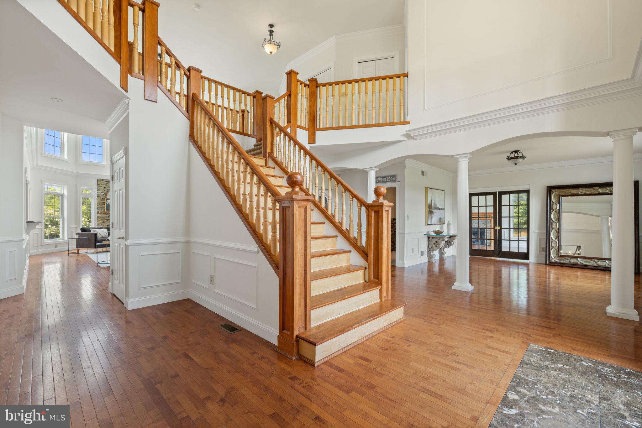 CARLTON - Residential