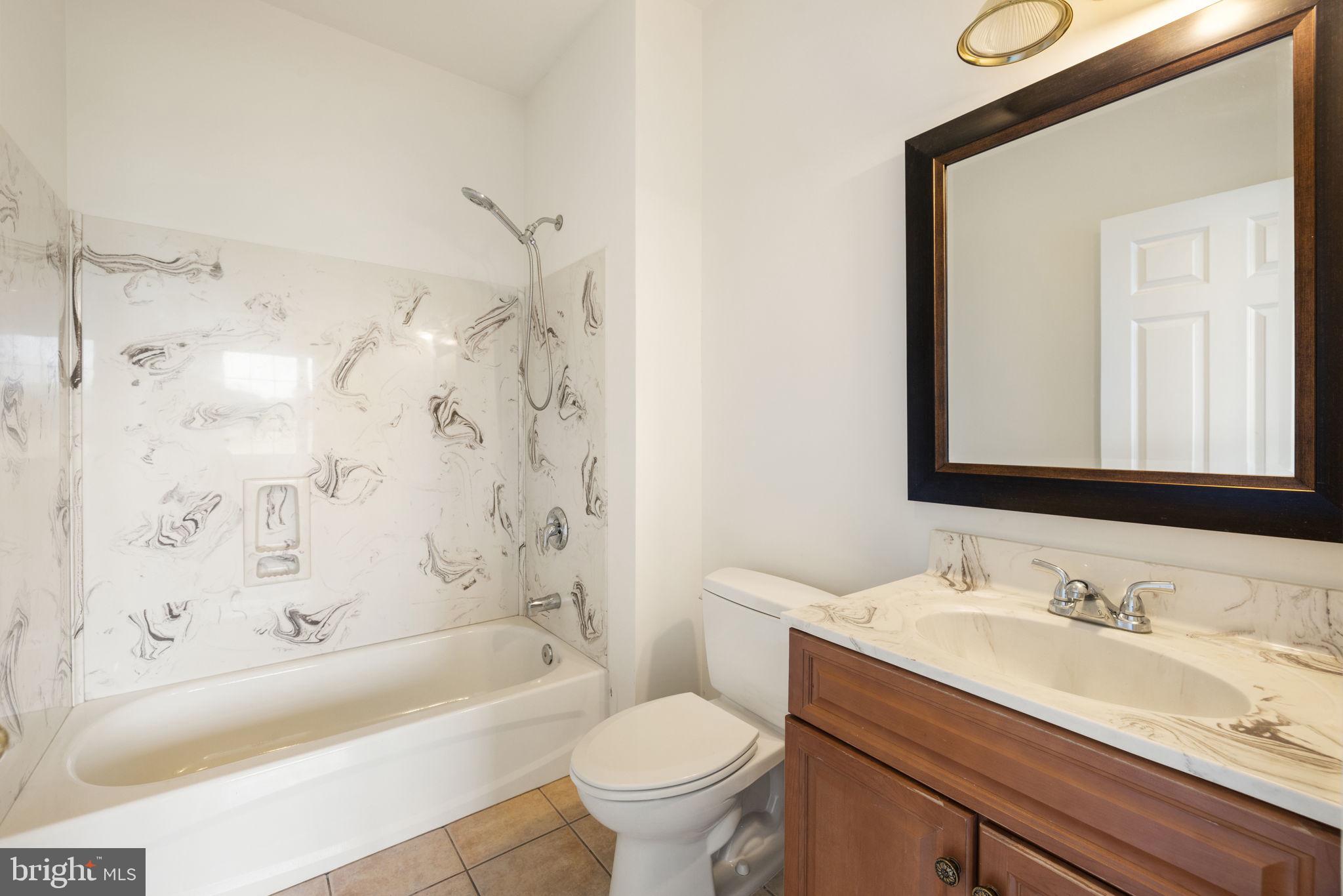 CARLTON - Residential