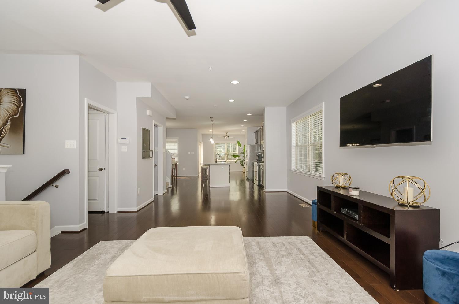 HOLLY RIDGE - Residential Lease