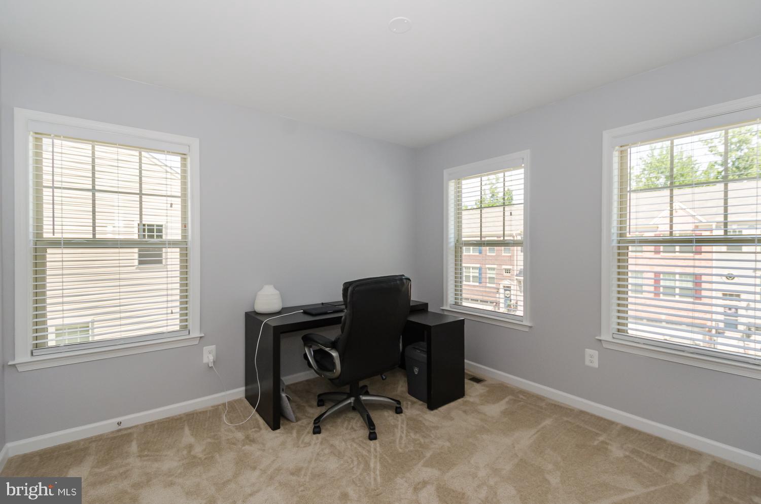 HOLLY RIDGE - Residential Lease