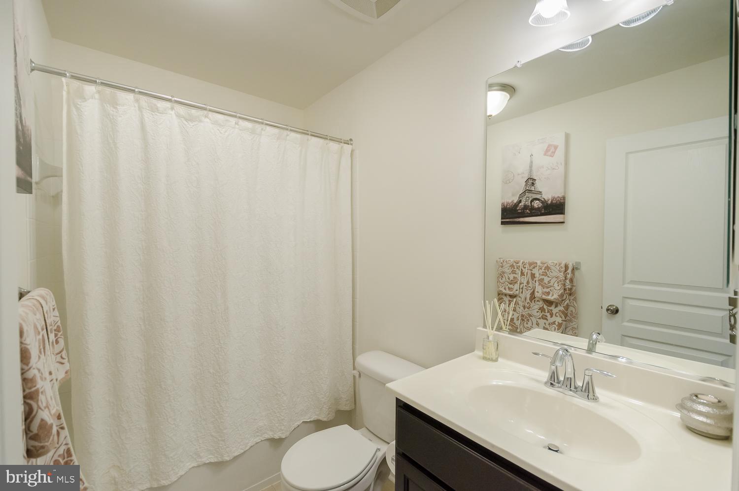 HOLLY RIDGE - Residential Lease