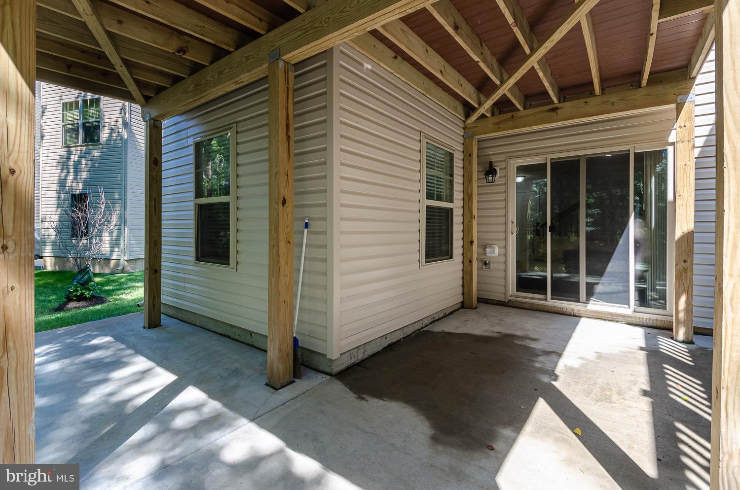 HOLLY RIDGE - Residential Lease