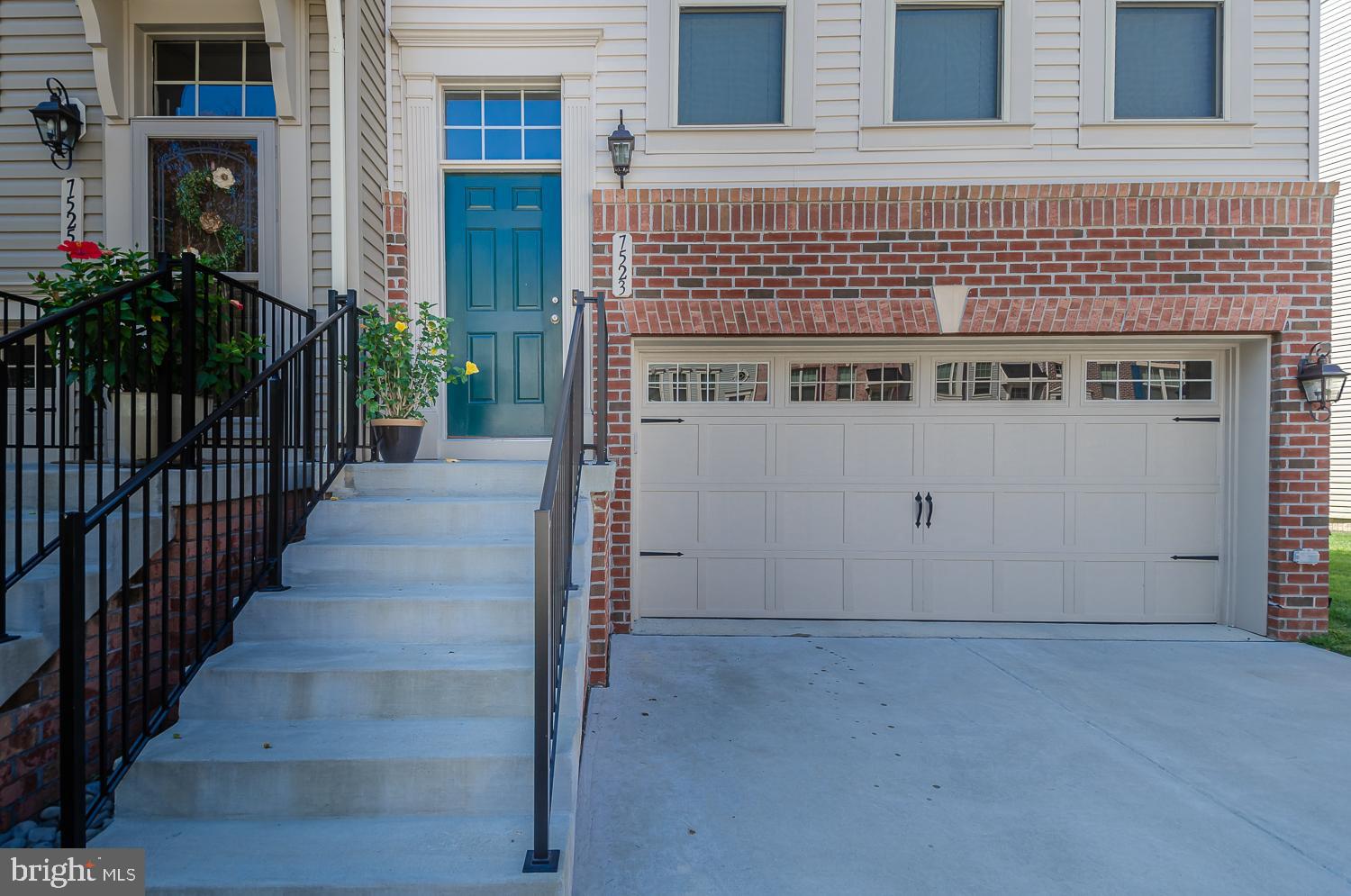 HOLLY RIDGE - Residential Lease