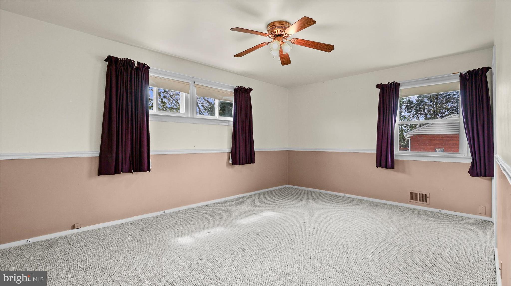 ROSSMOYNE MANOR - Residential