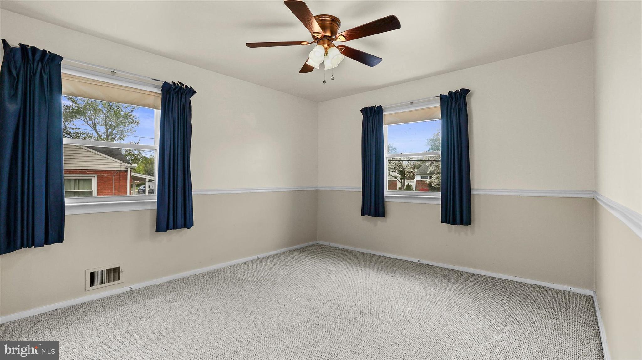 ROSSMOYNE MANOR - Residential