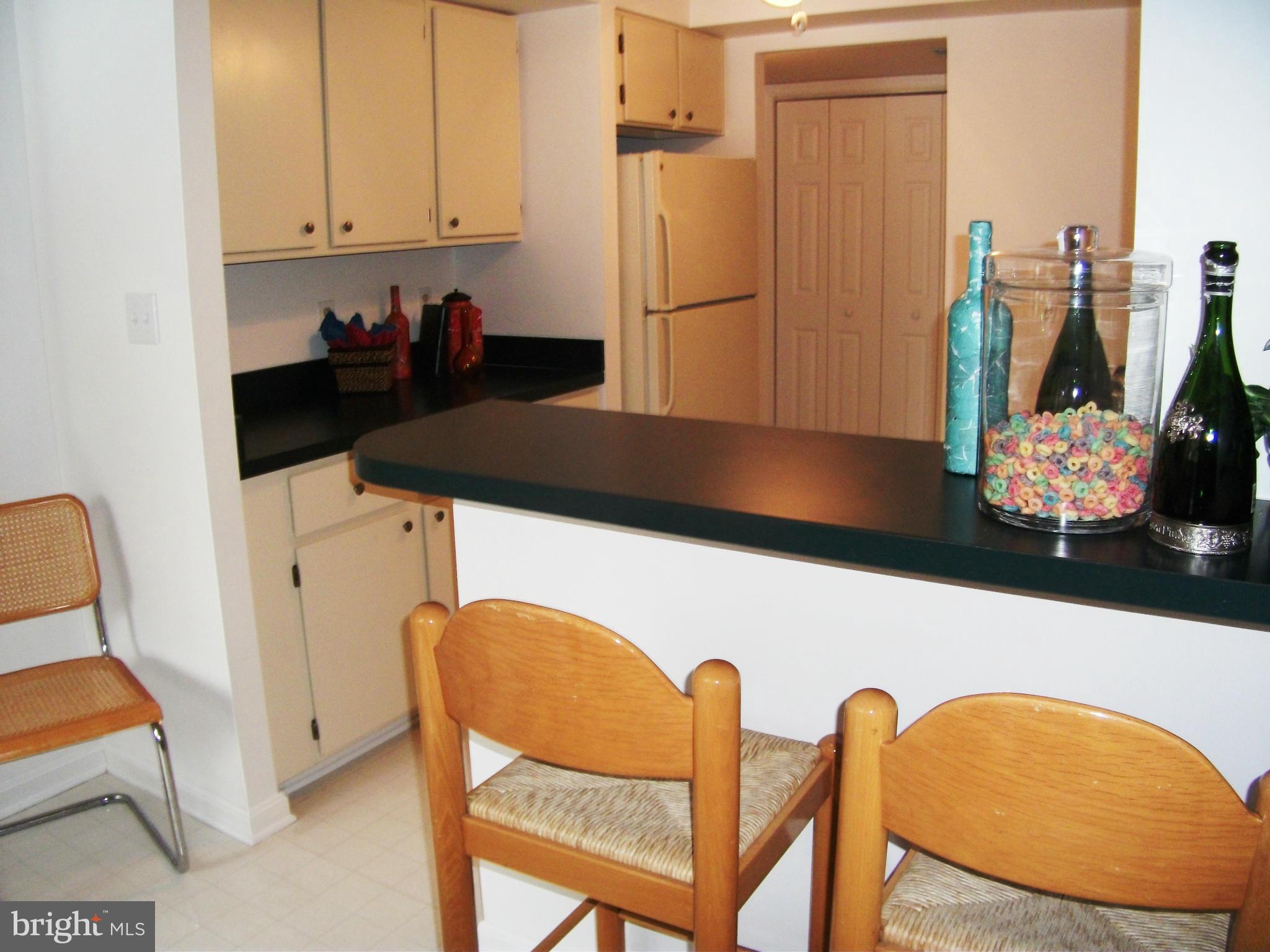 DEERING WOODS - Residential Lease