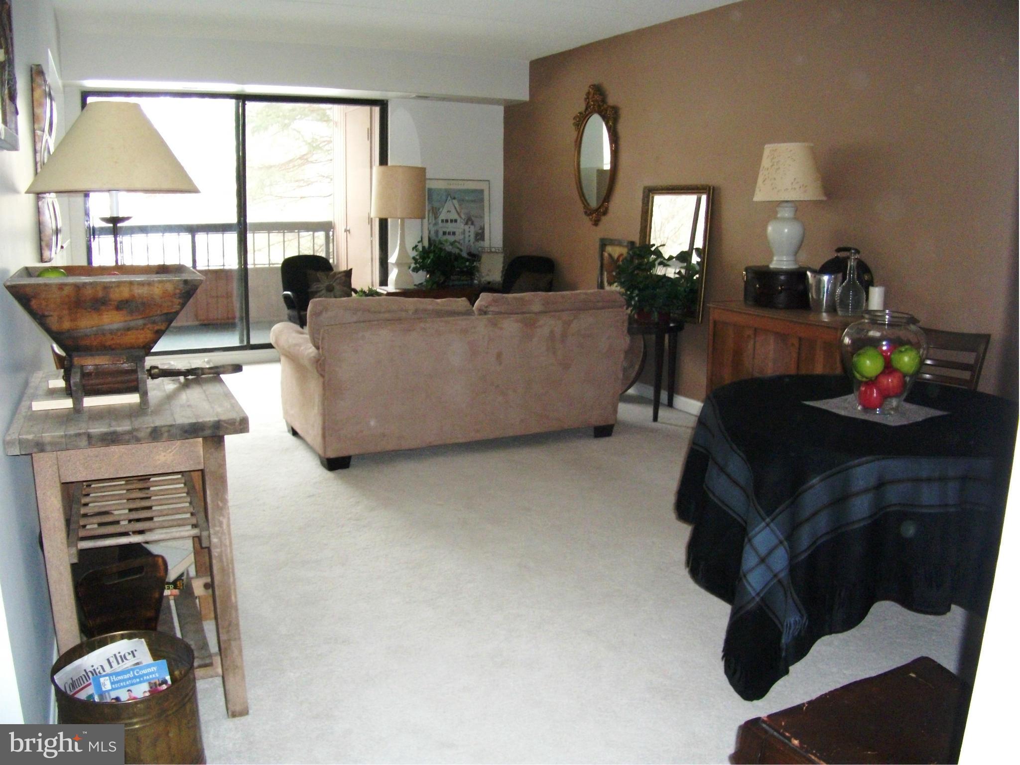 DEERING WOODS - Residential Lease