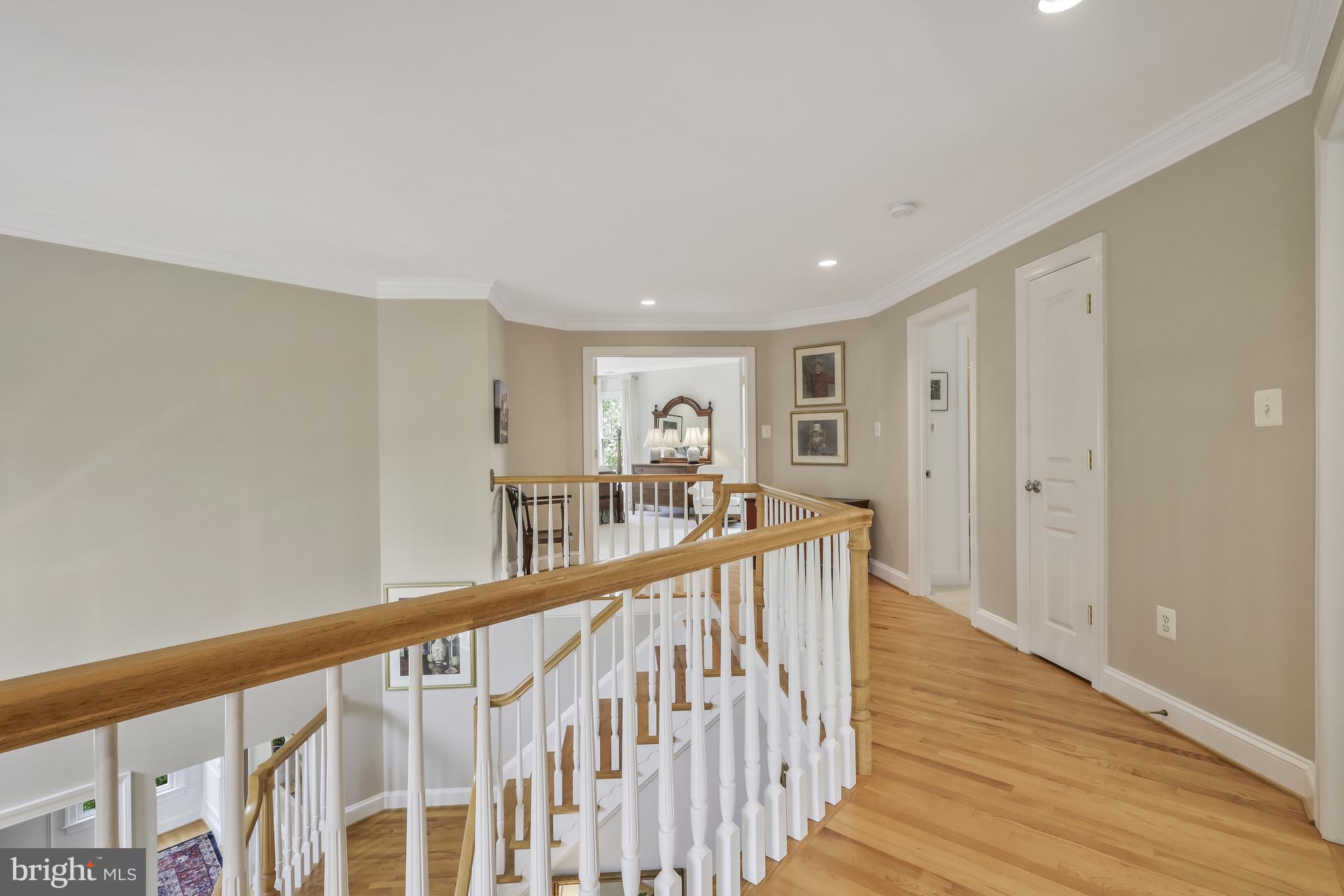 BERKSHIRE OAKWOOD - Residential