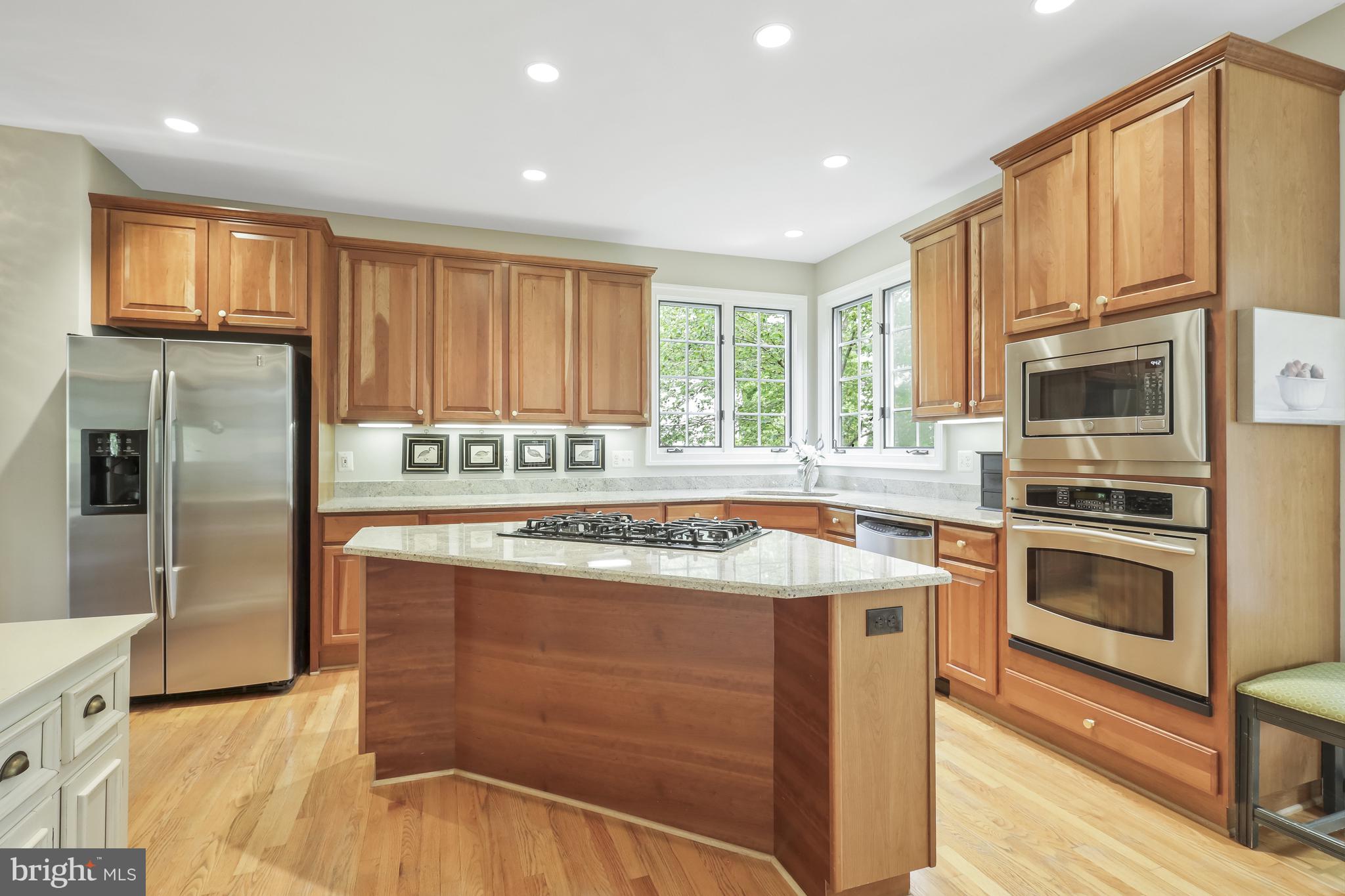 BERKSHIRE OAKWOOD - Residential