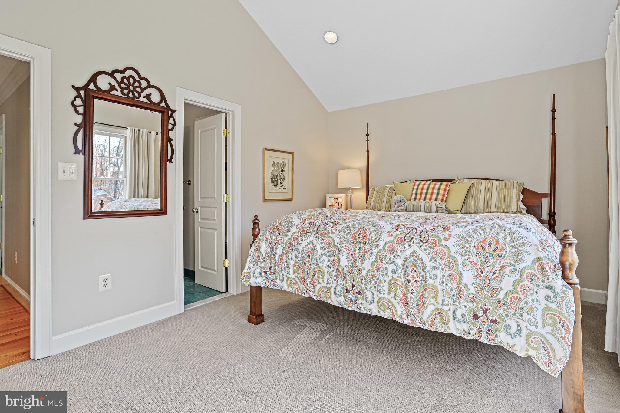 BERKSHIRE OAKWOOD - Residential