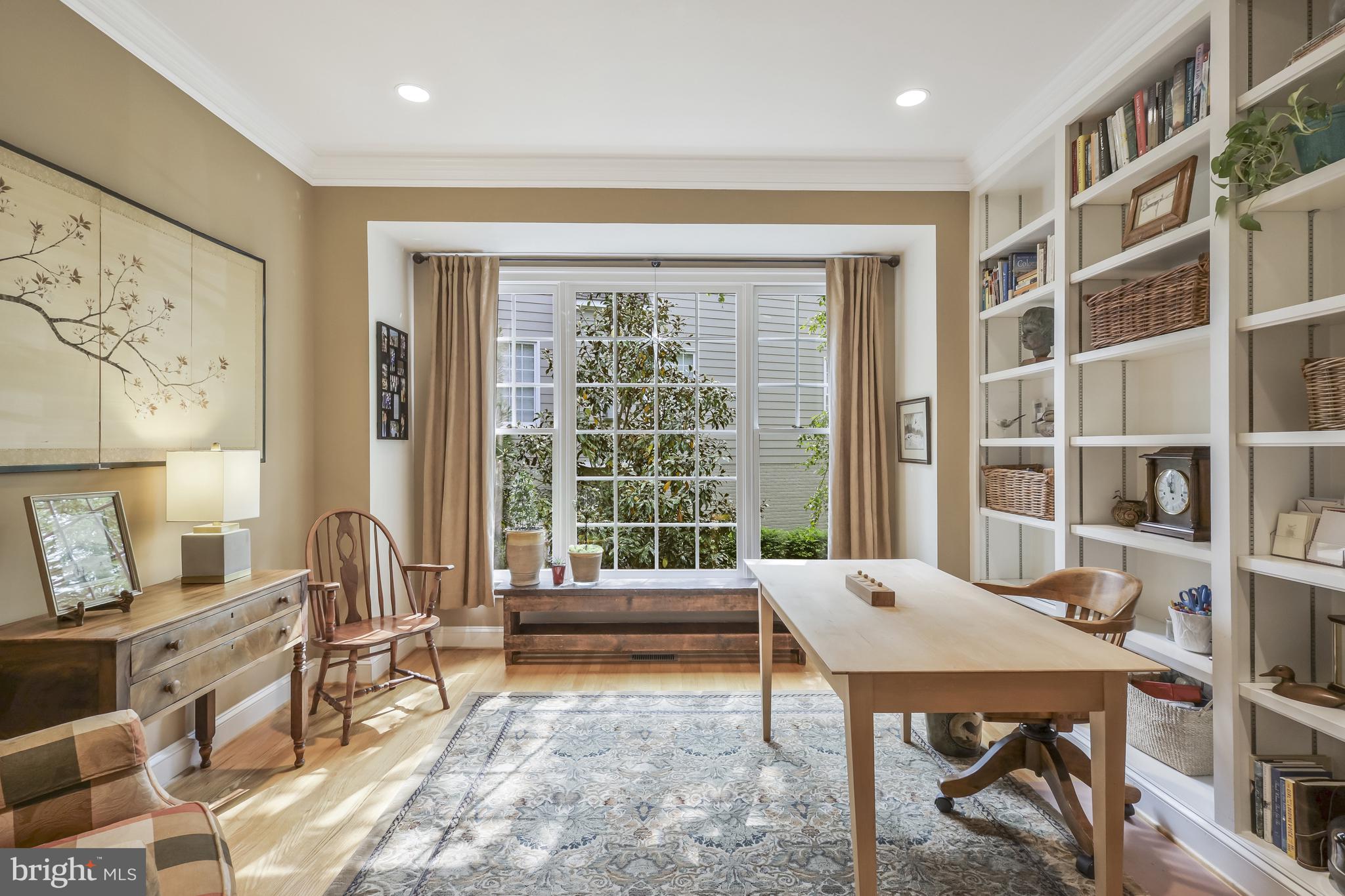 BERKSHIRE OAKWOOD - Residential