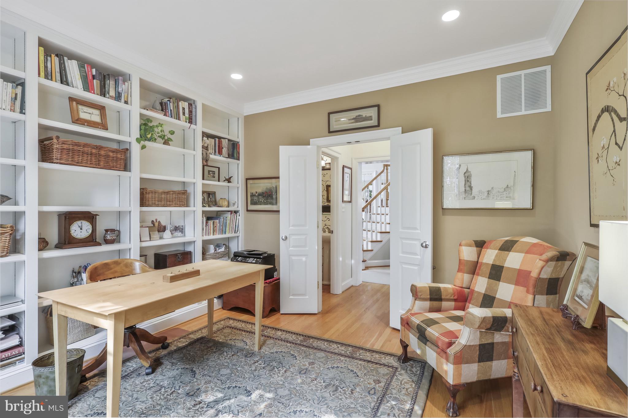 BERKSHIRE OAKWOOD - Residential