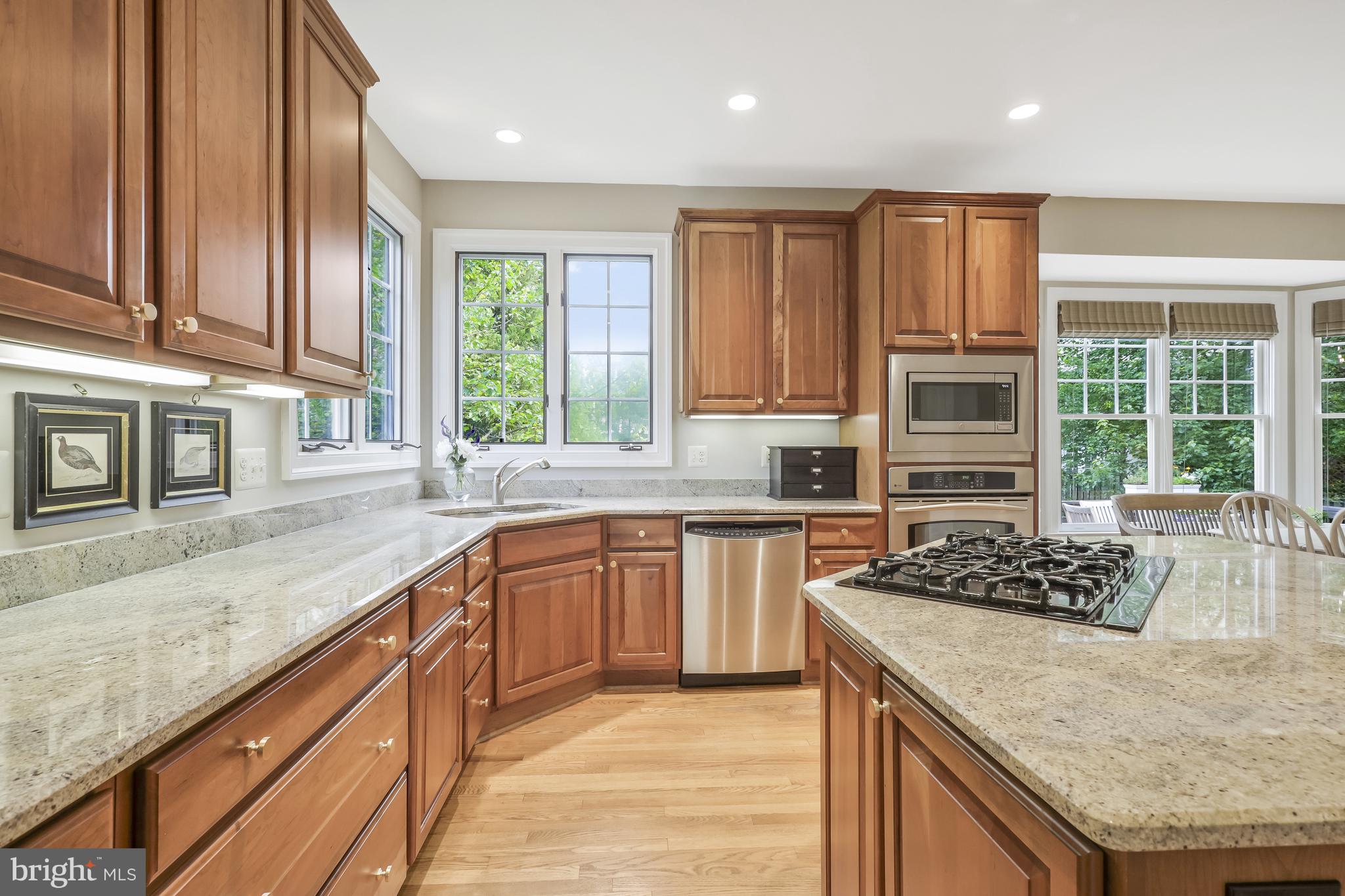 BERKSHIRE OAKWOOD - Residential