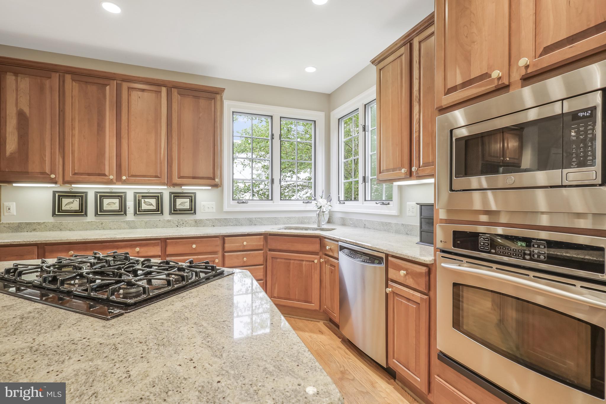 BERKSHIRE OAKWOOD - Residential