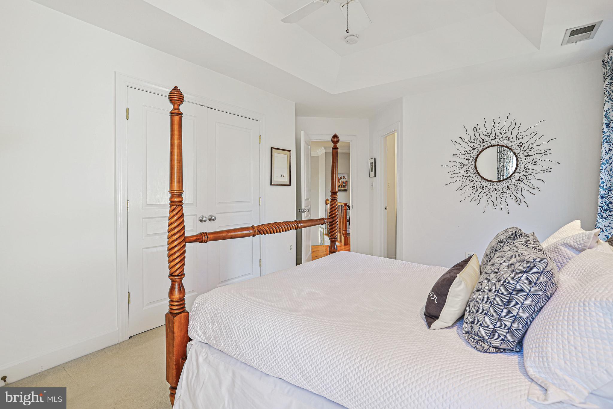 BERKSHIRE OAKWOOD - Residential