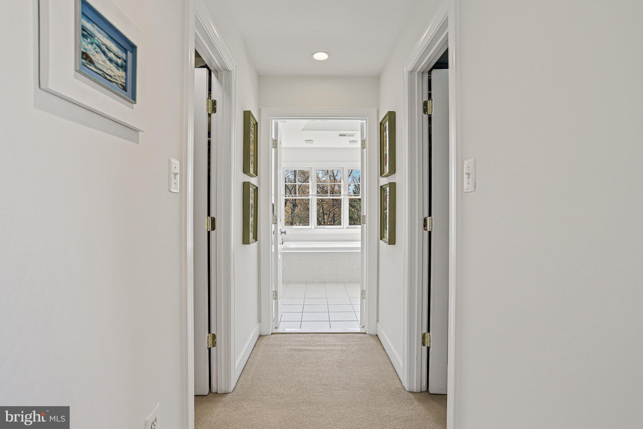 BERKSHIRE OAKWOOD - Residential