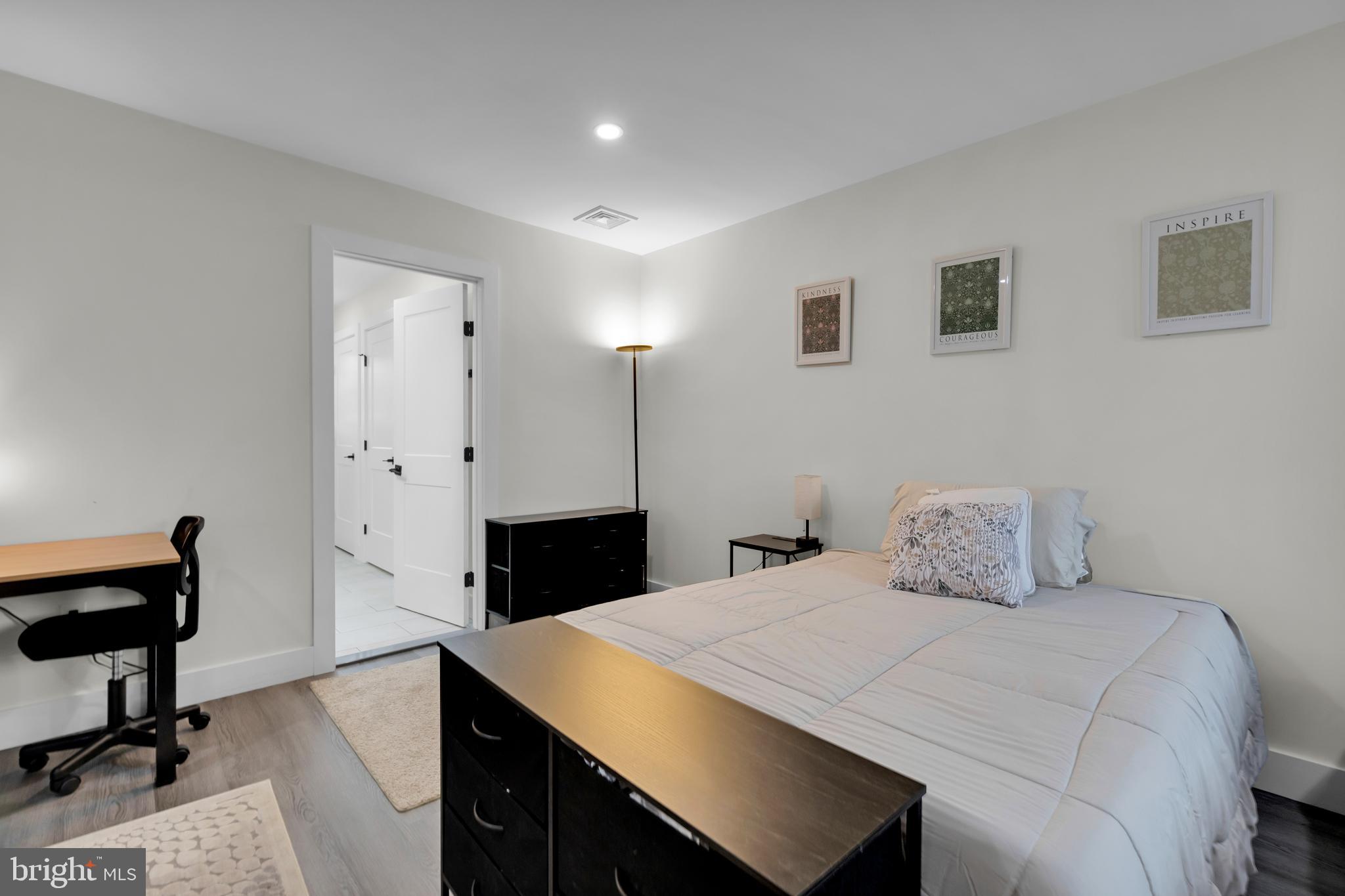 HANOVER - Residential