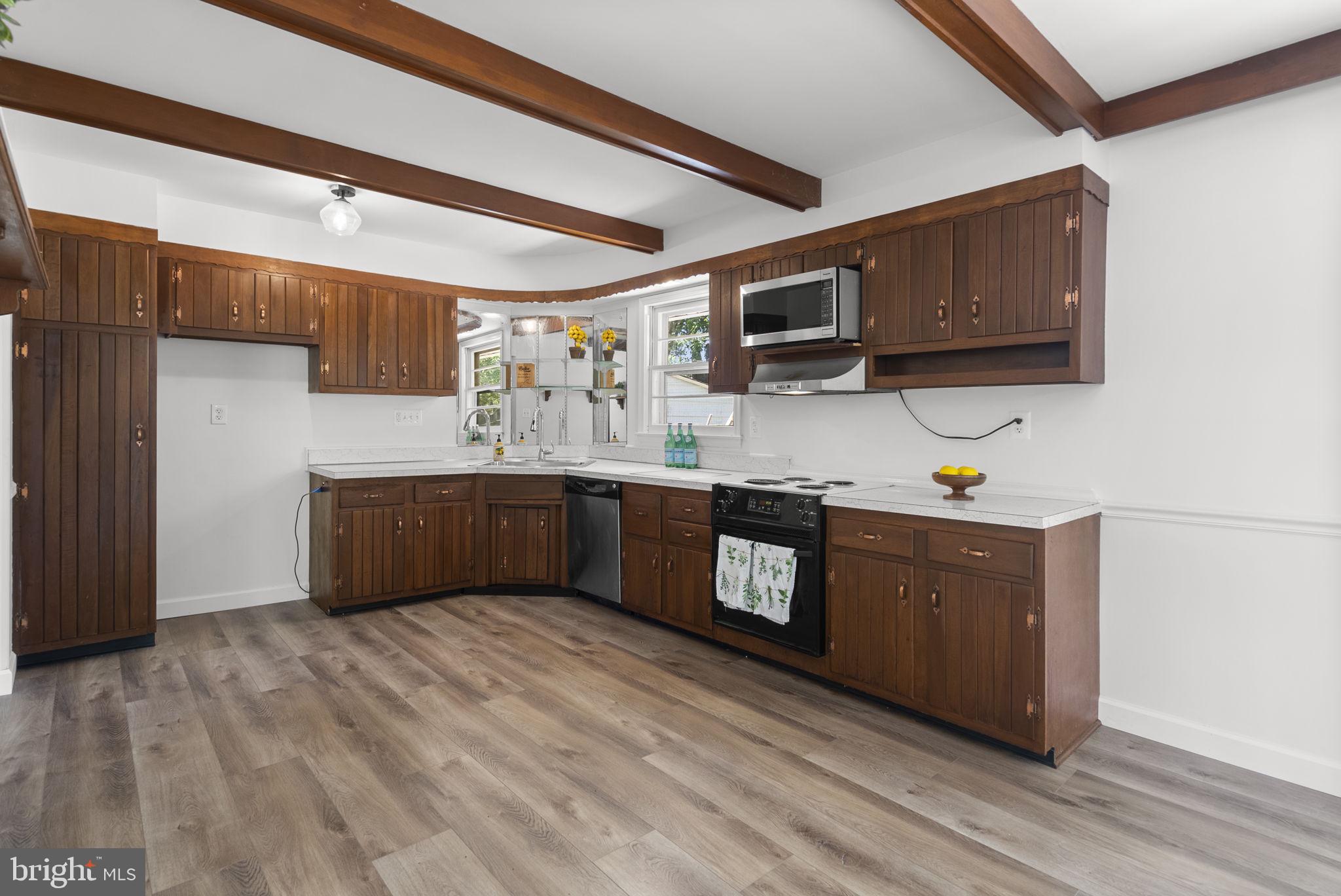 CALVERTON - Residential